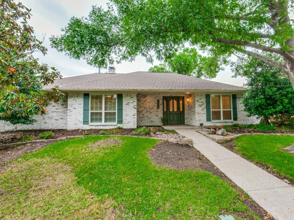 6608 Robin Willow Court