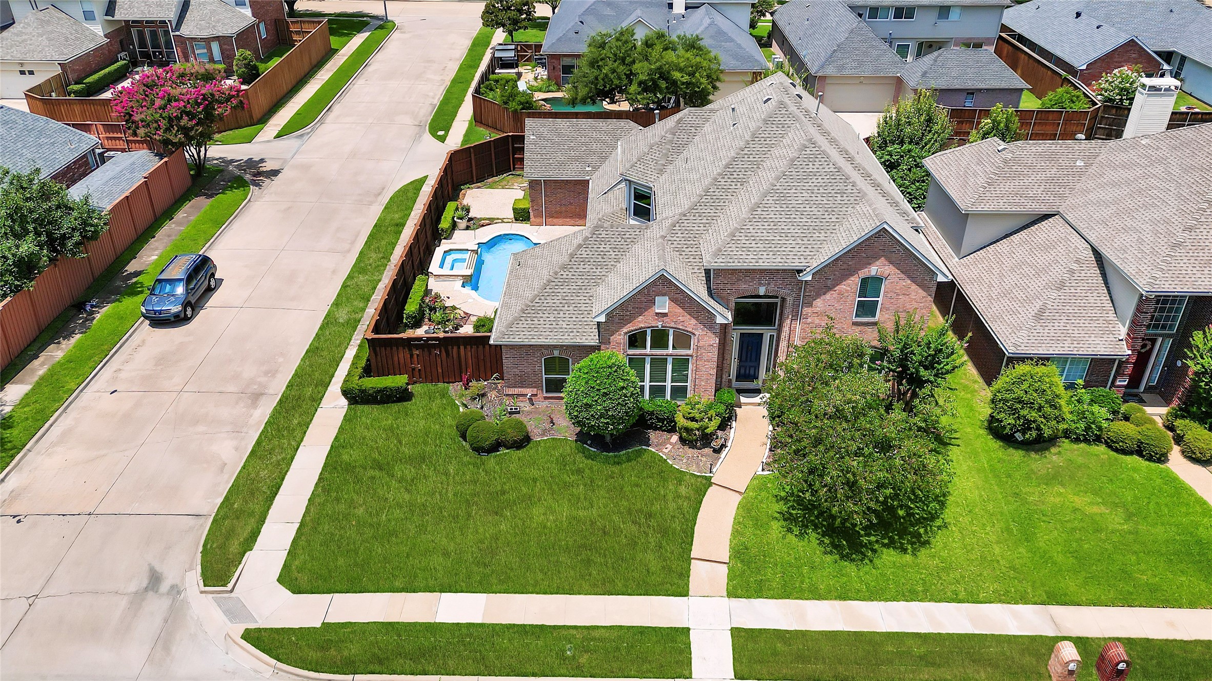 1807 Meadowcove Drive