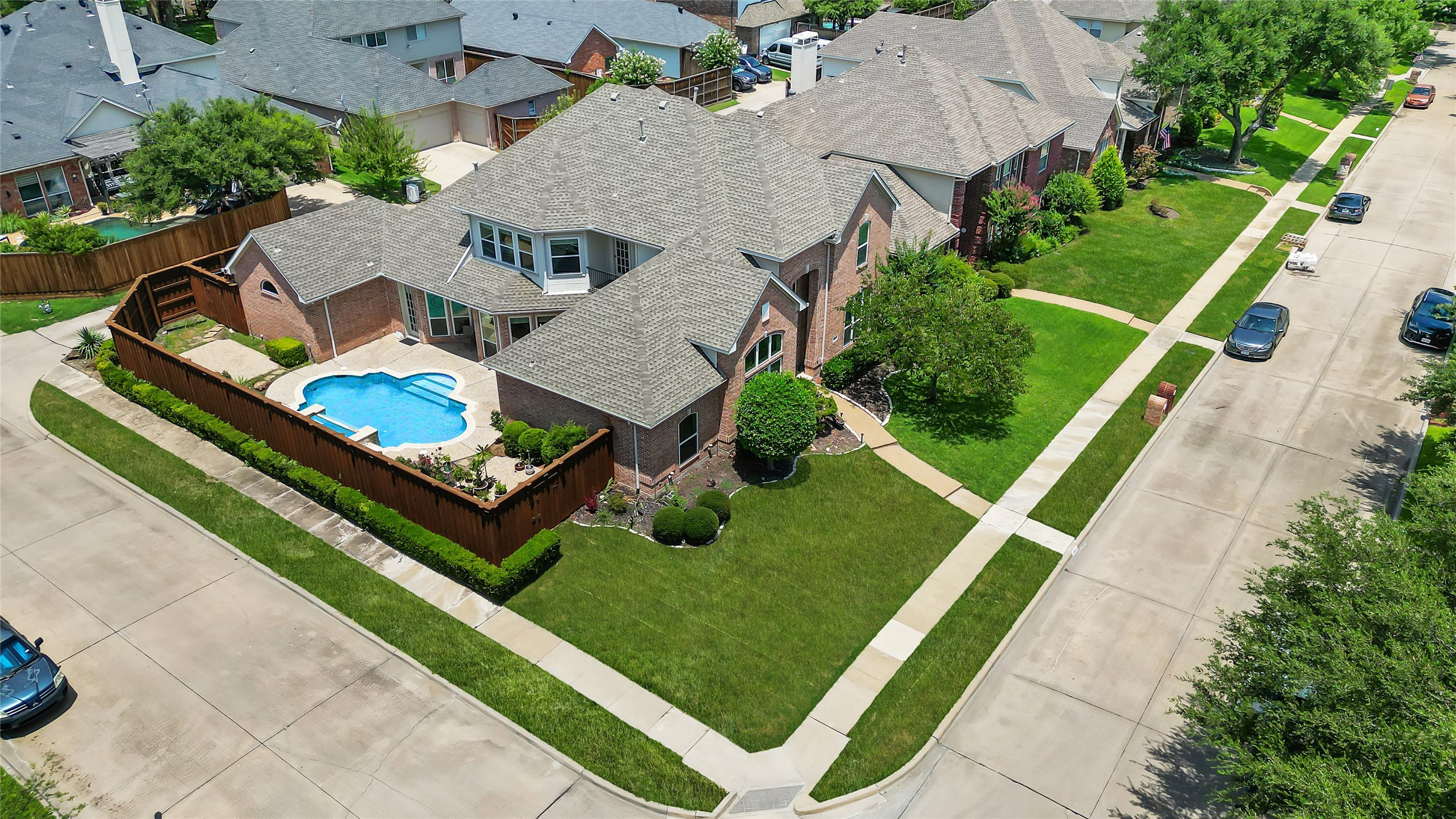 1807 Meadowcove Drive