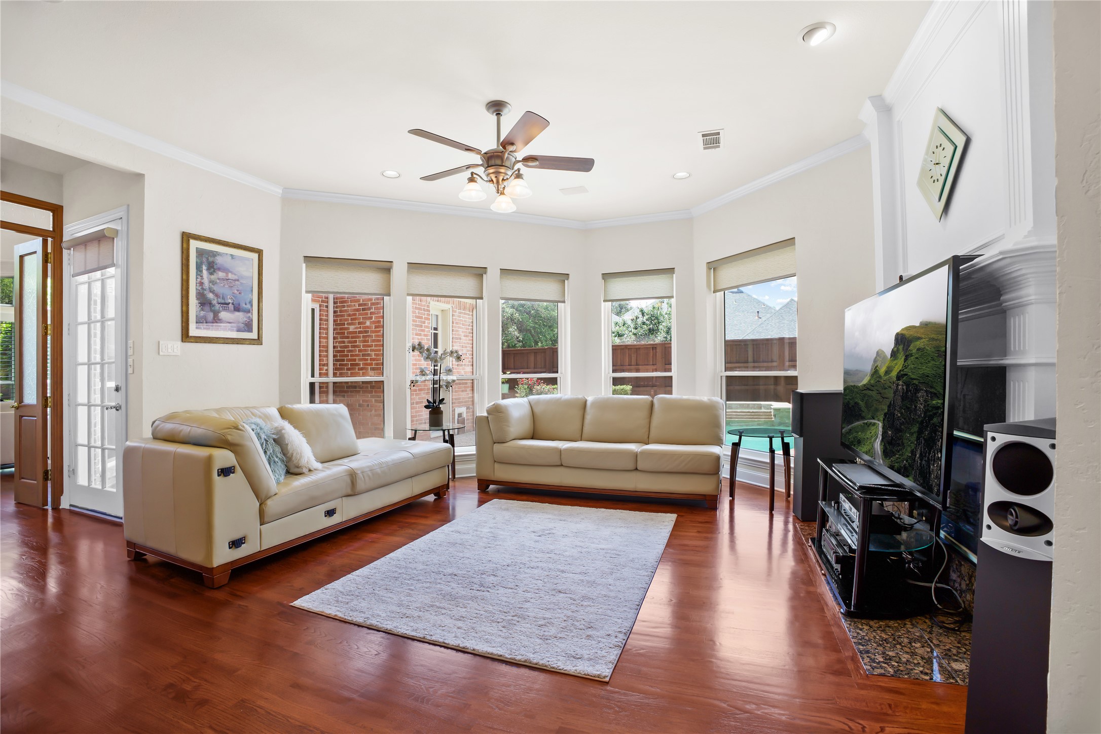 1807 Meadowcove Drive