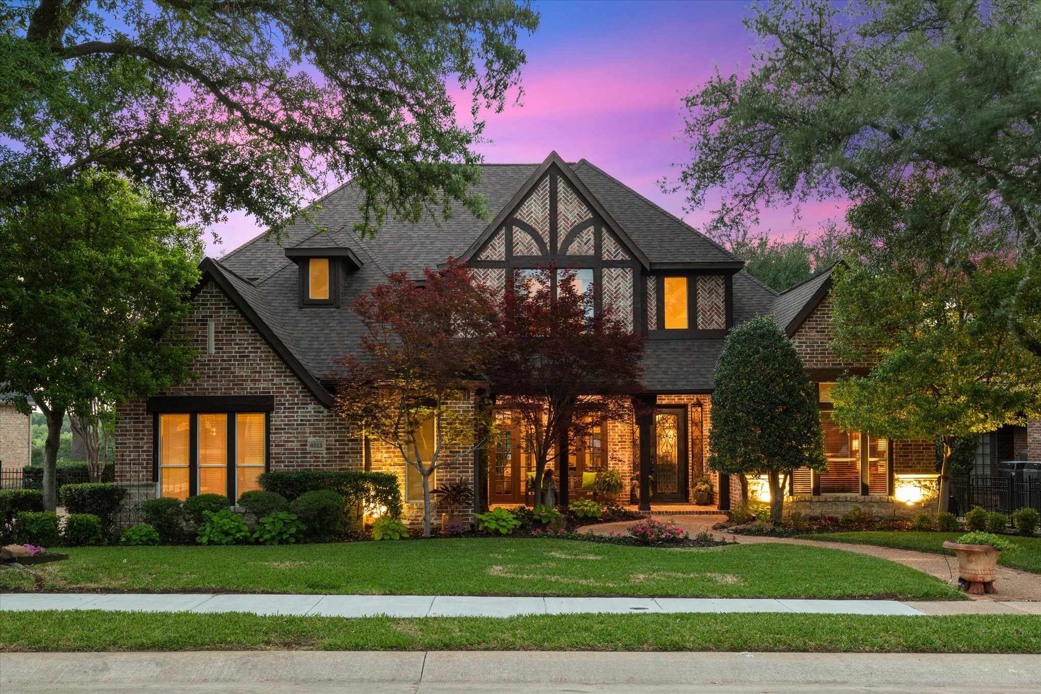 6513 Wildwood Drive