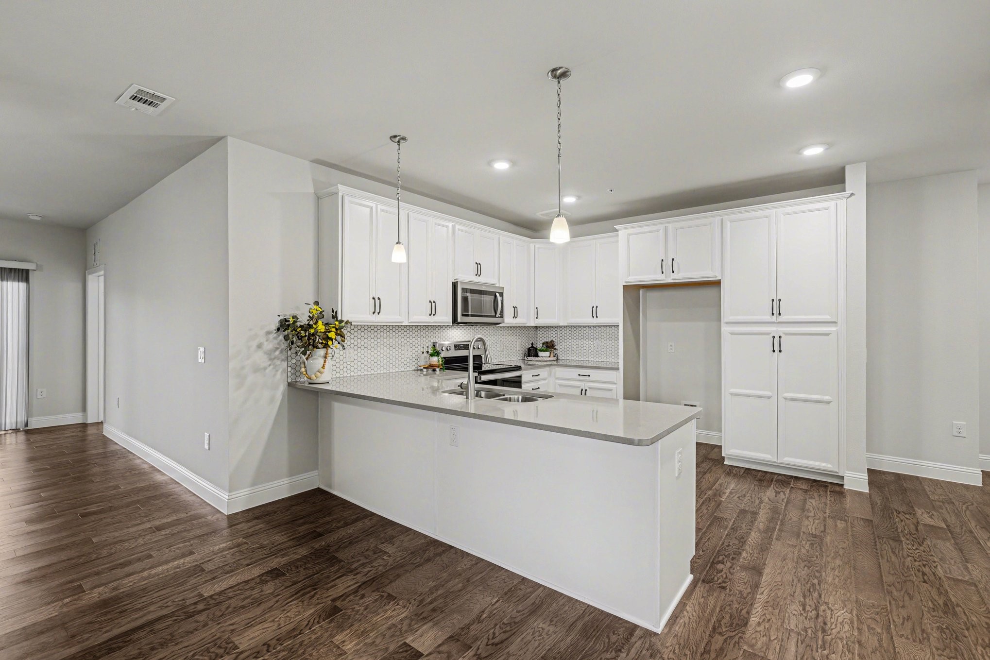 1735 Wittington Place 3402