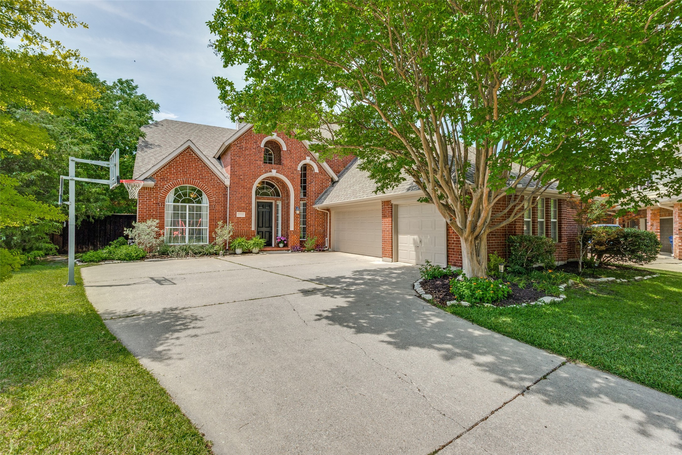 2900 Greenview Drive