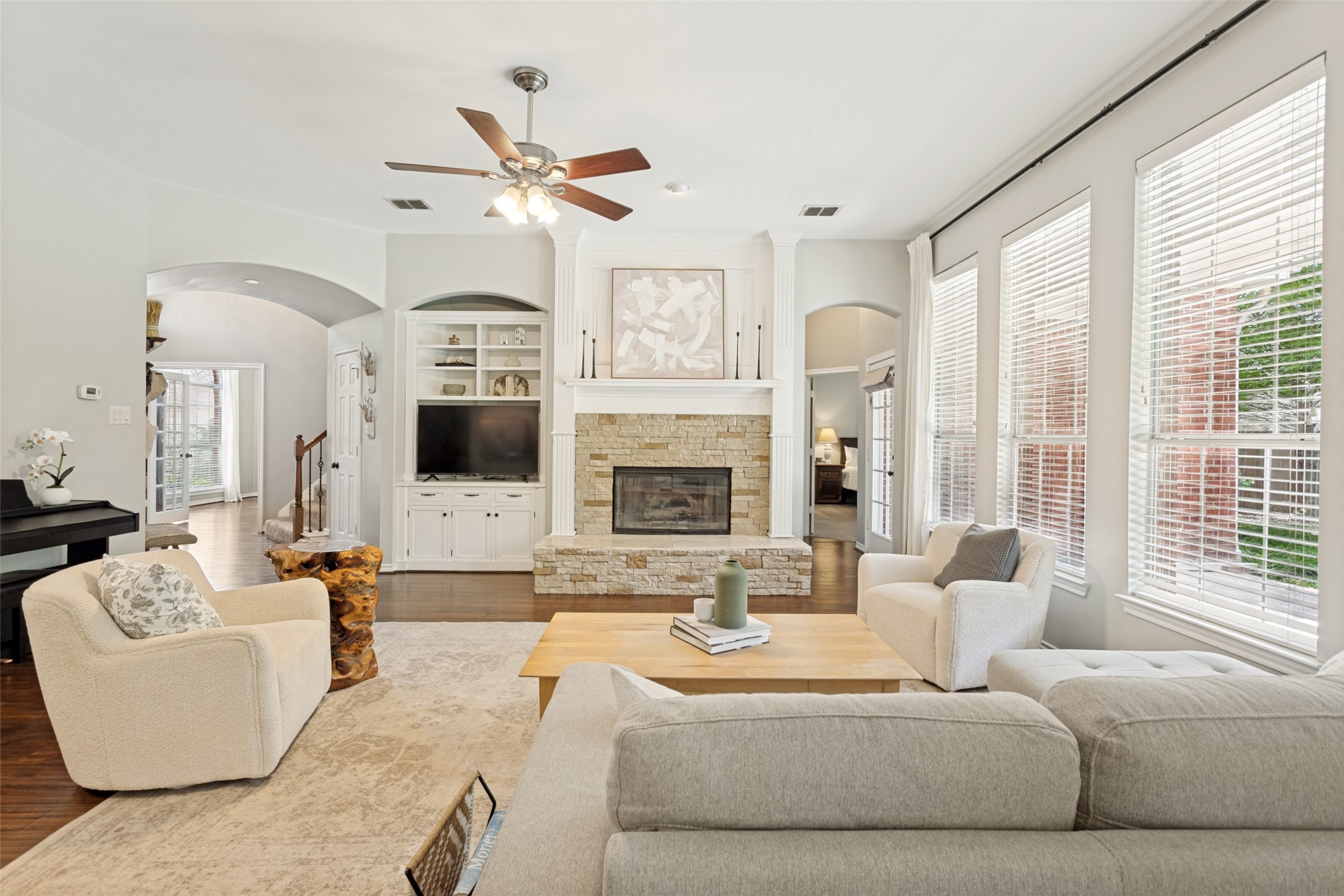 2900 Greenview Drive