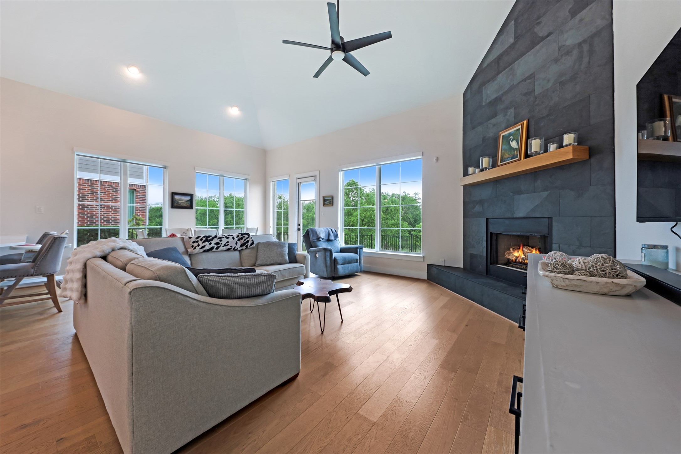 813 Dogwood Trail