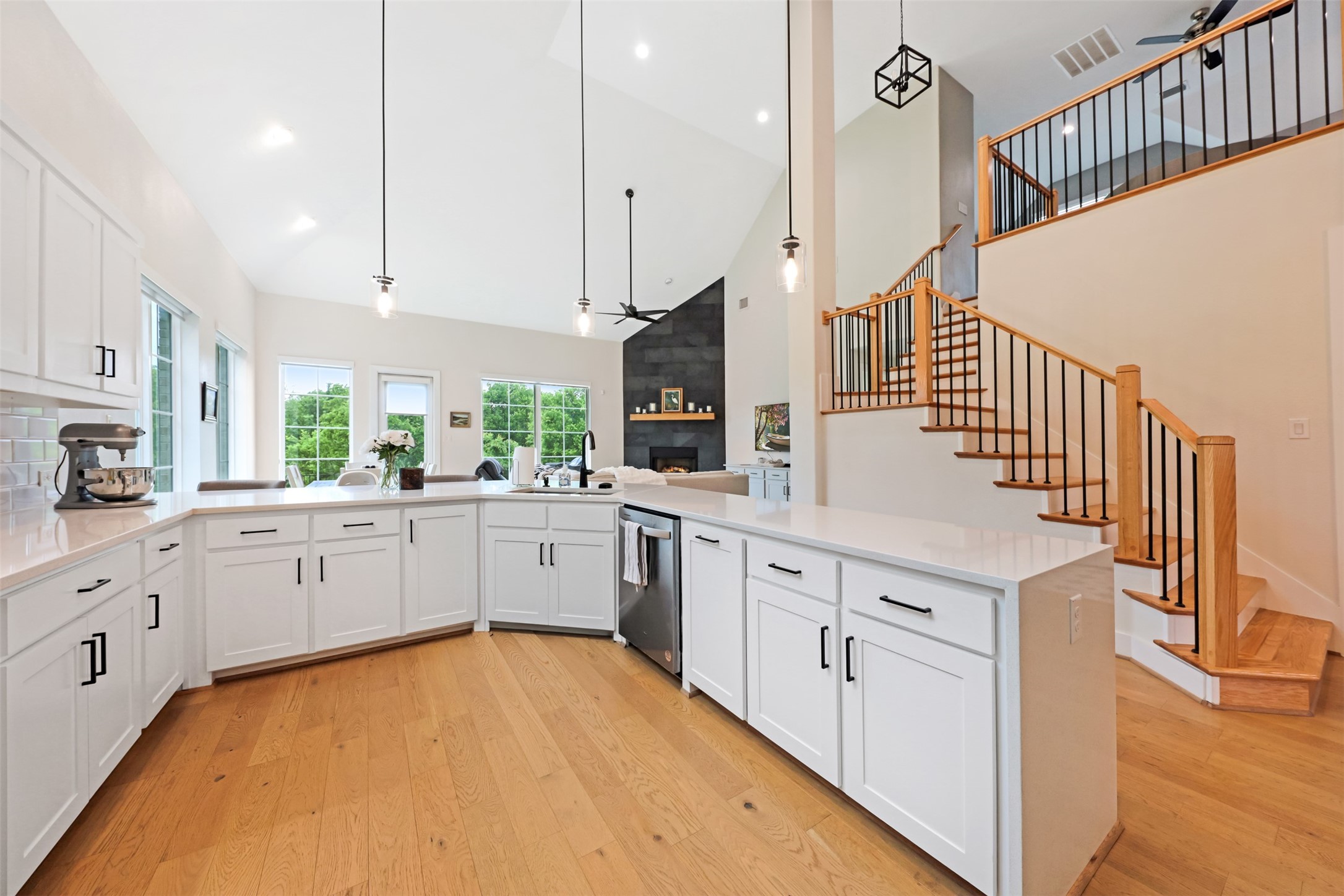 813 Dogwood Trail