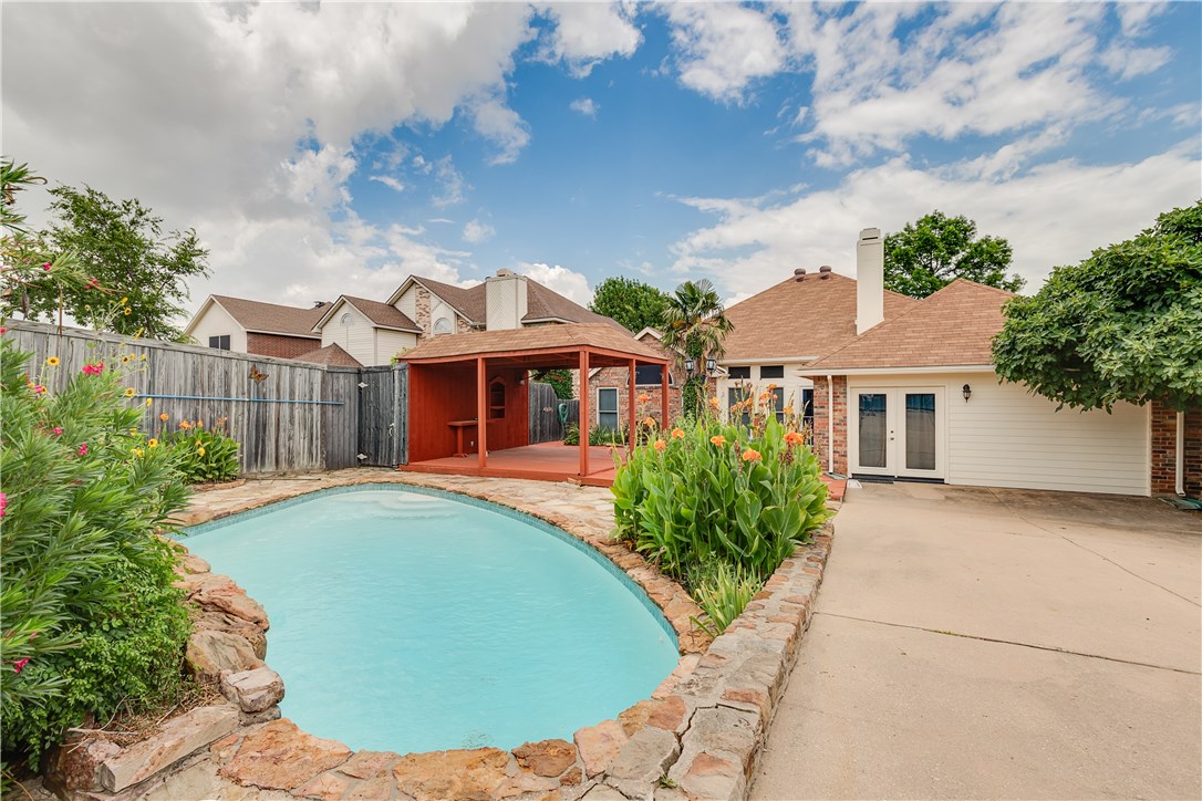 7125 Northpointe Drive