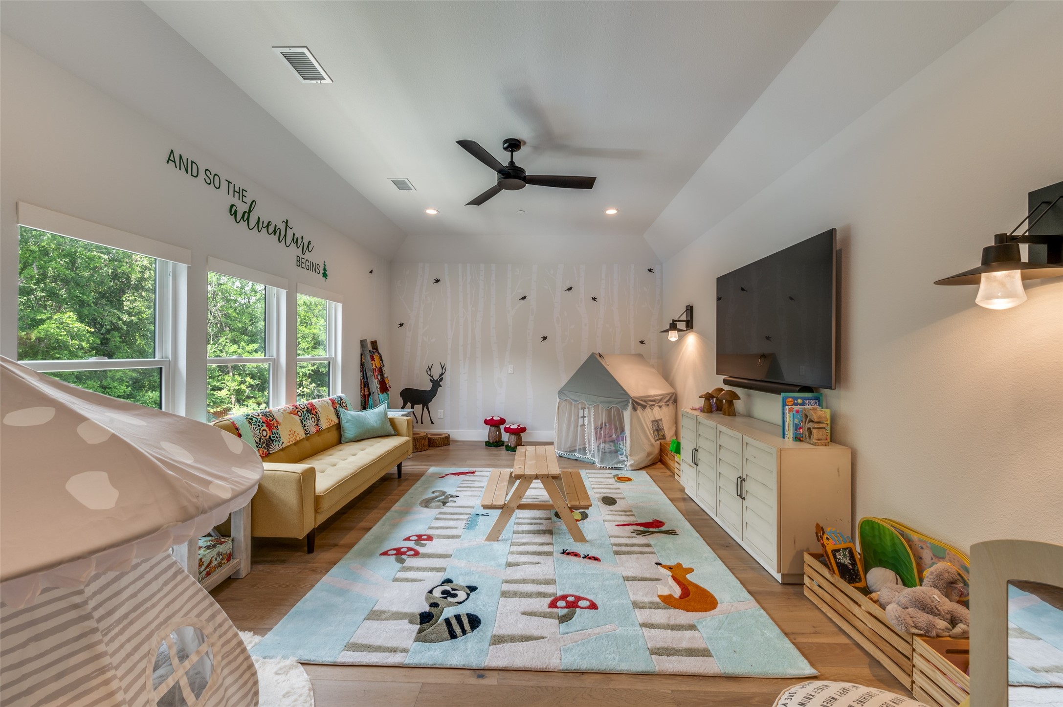 1459 Sunset Point Drive