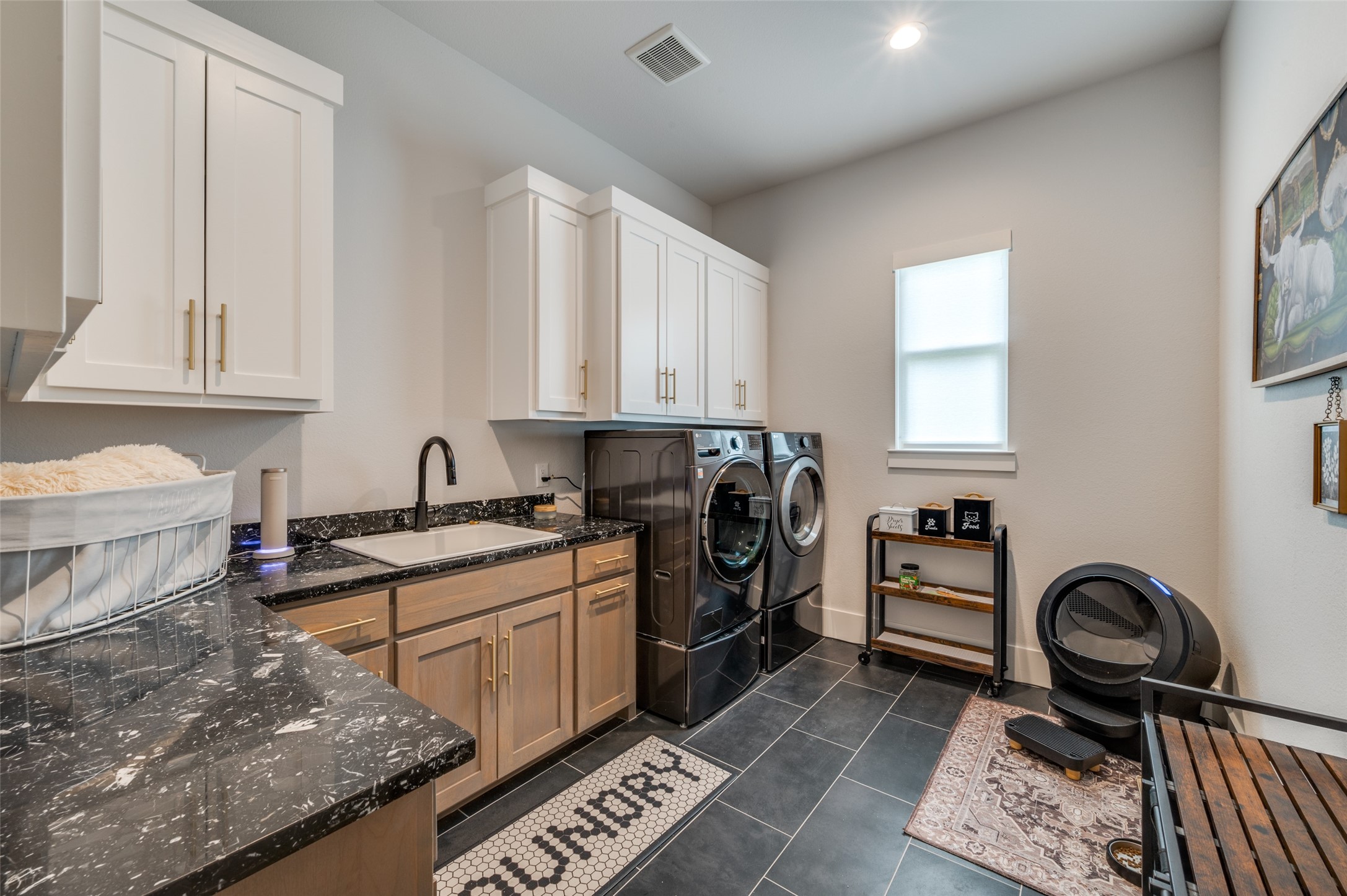 1459 Sunset Point Drive