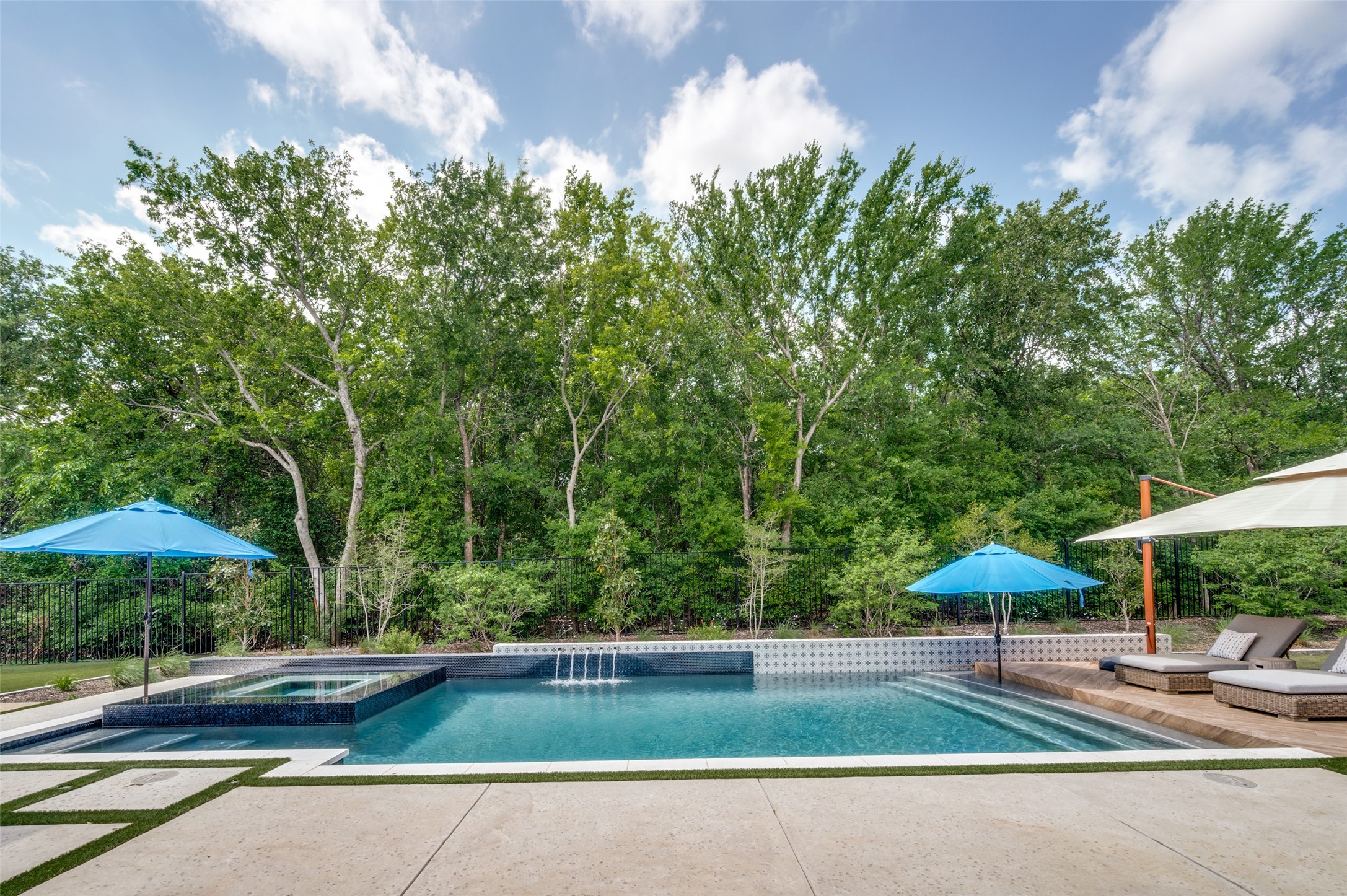 1459 Sunset Point Drive