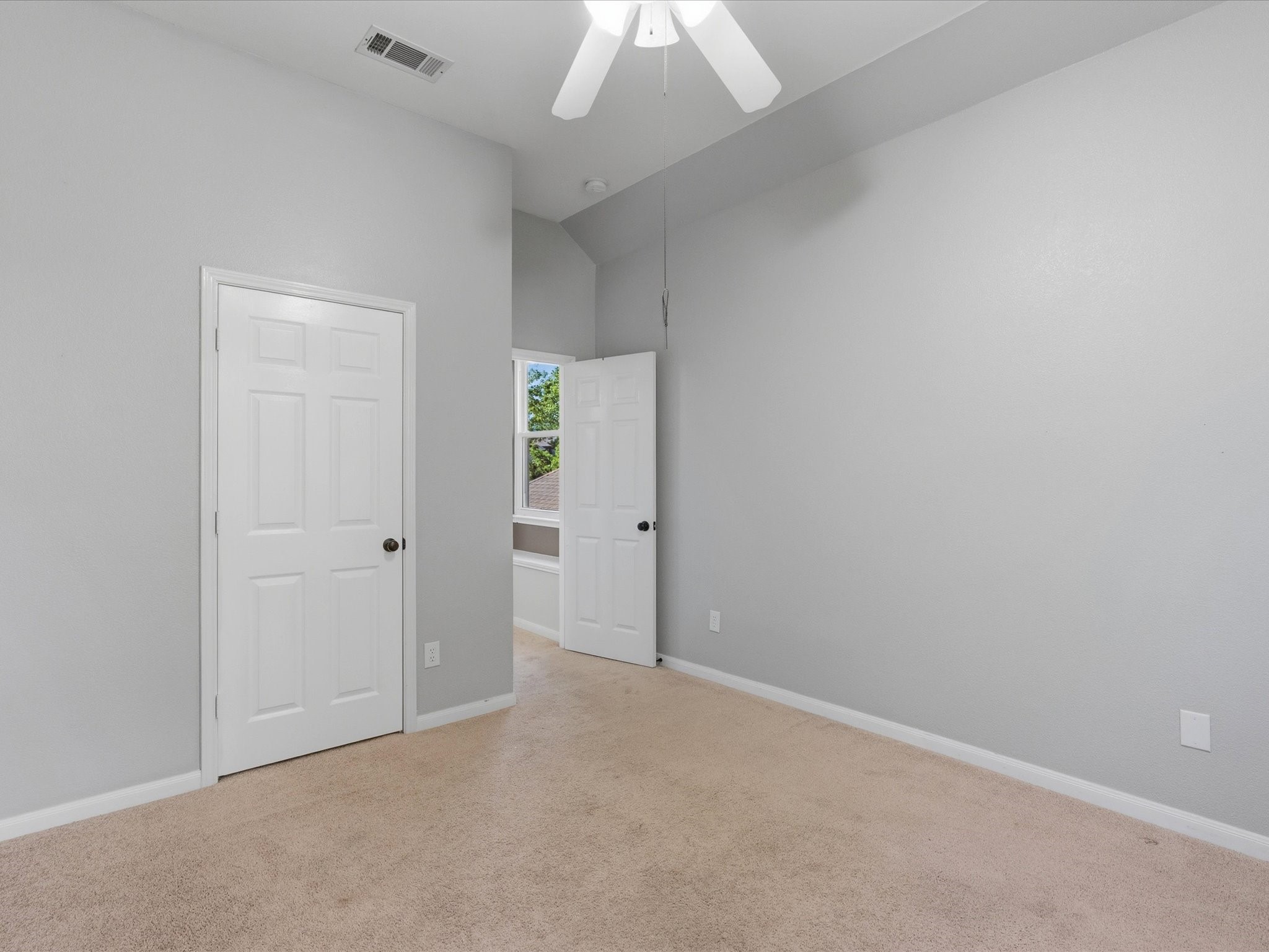 2878 Ridgedale Drive