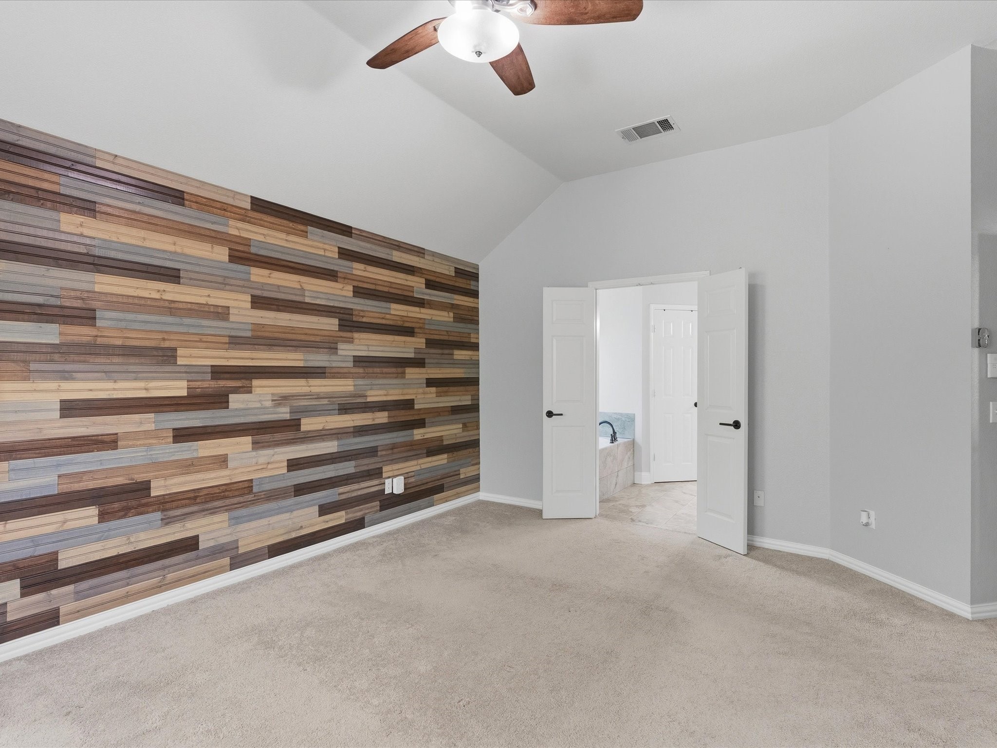 2878 Ridgedale Drive