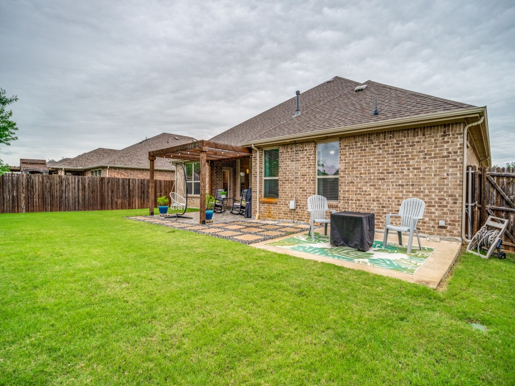 3717 Holley Ridge Way