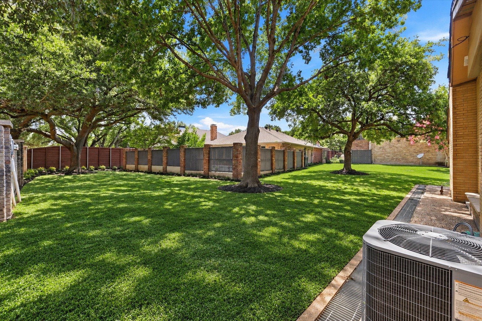 16702 Village Lane