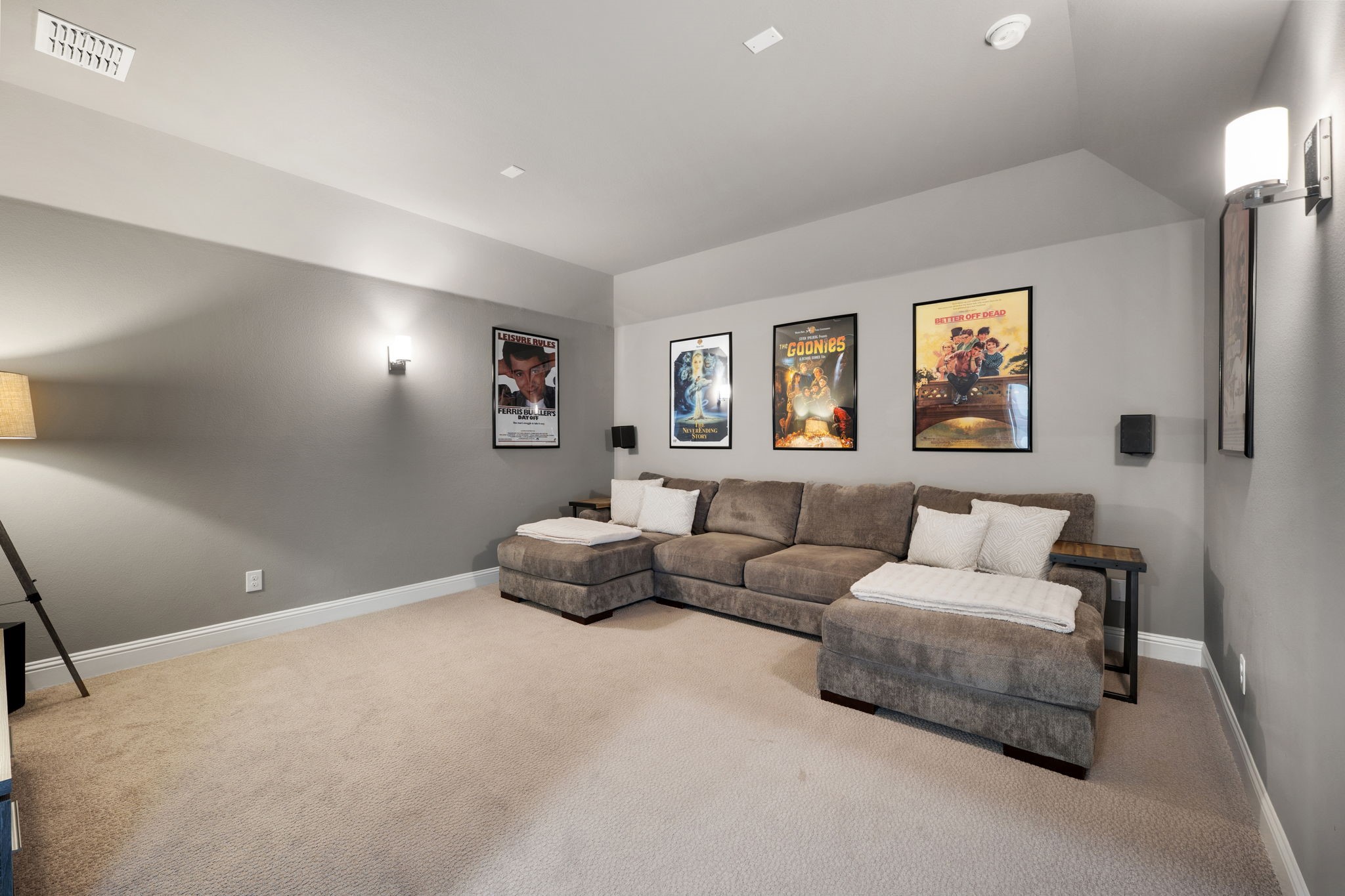 2576 Horsetail Road