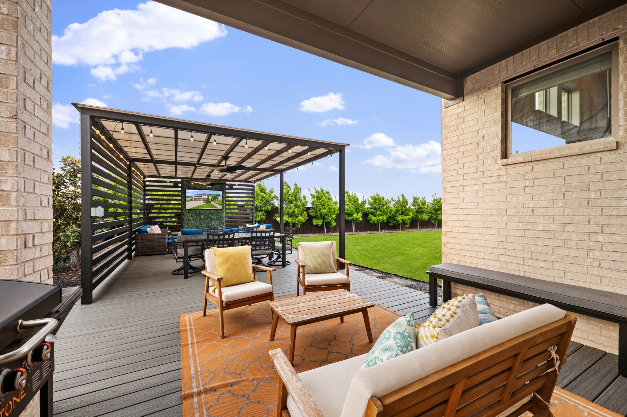 2576 Horsetail Road