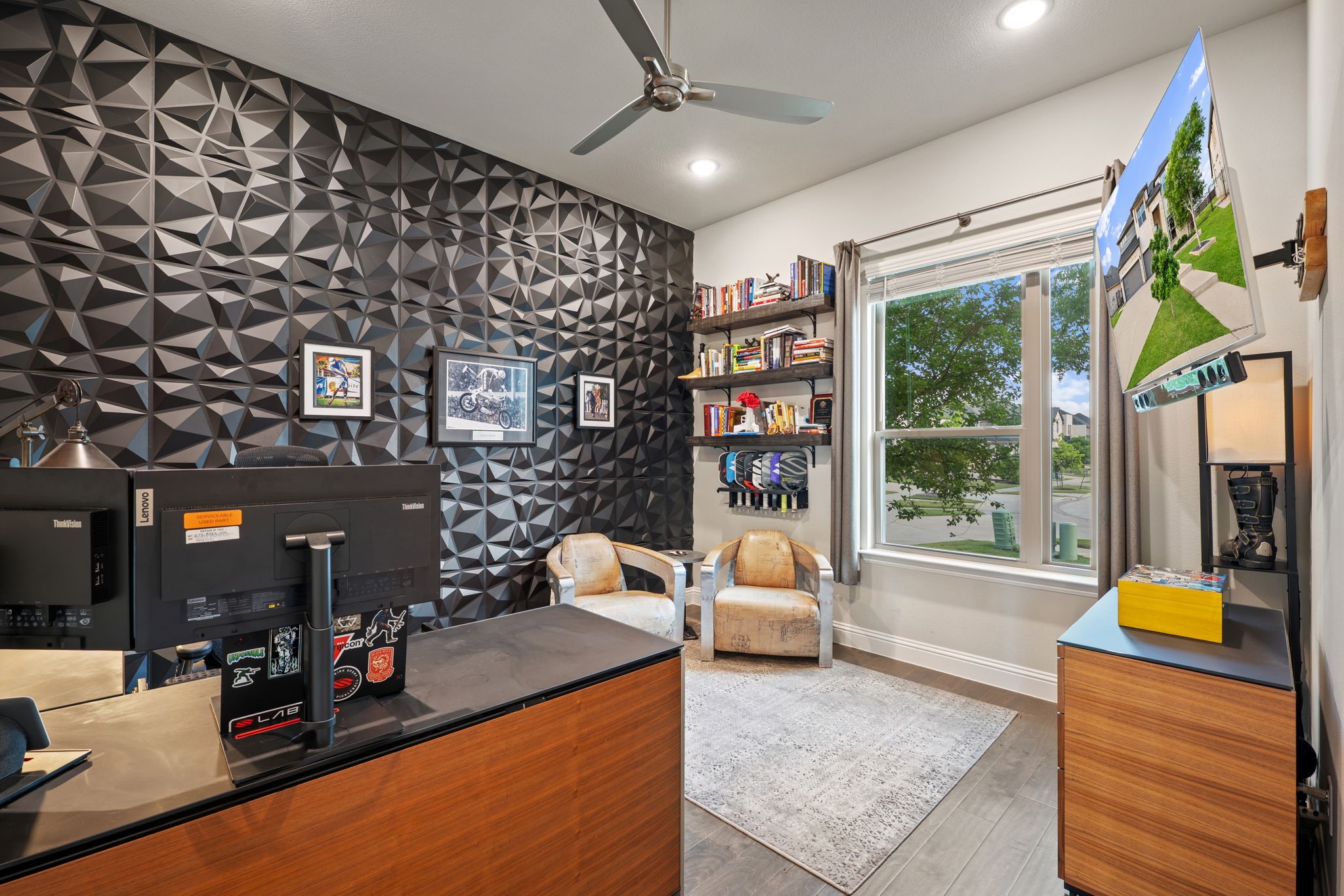 2576 Horsetail Road