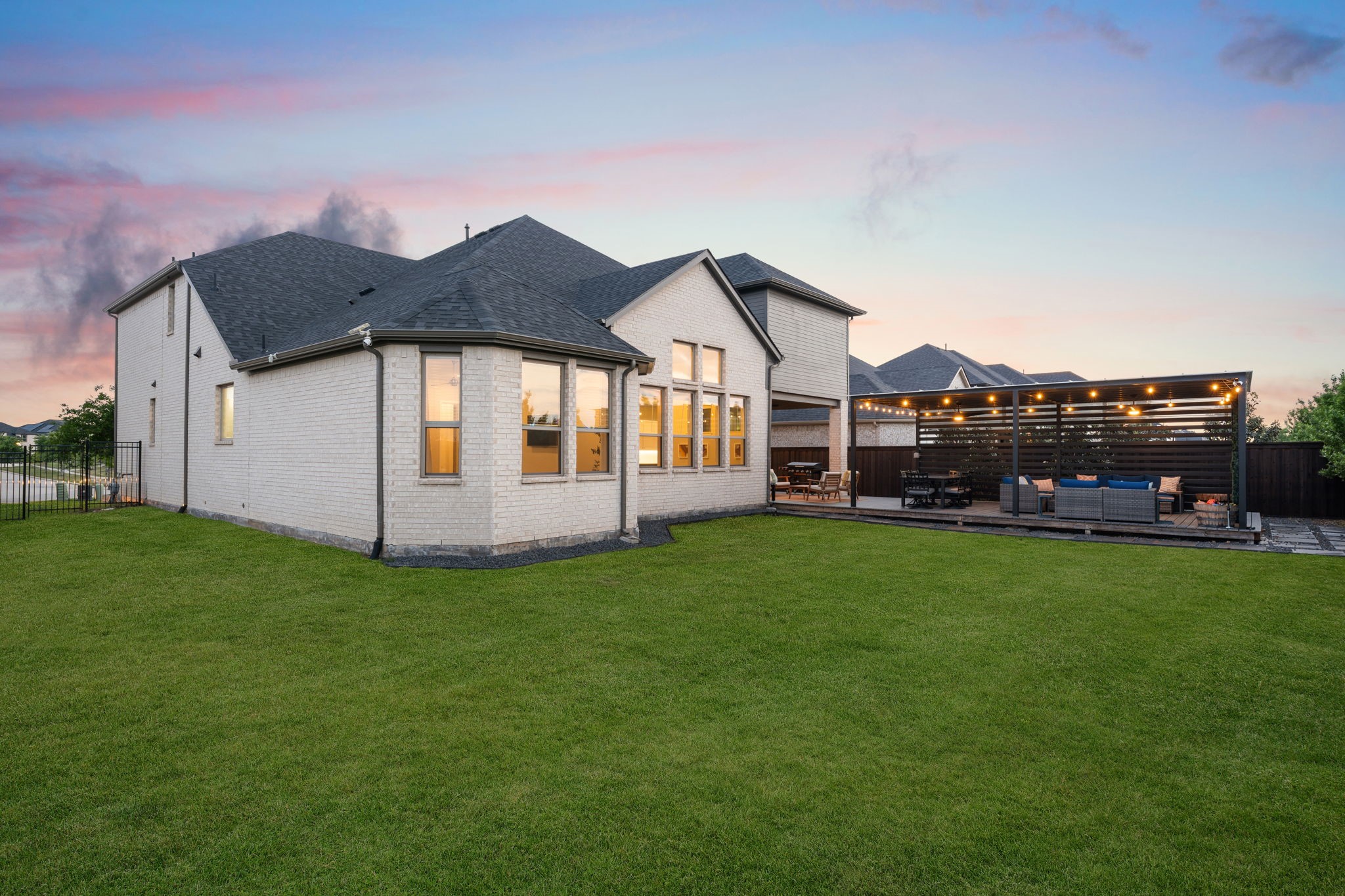 2576 Horsetail Road
