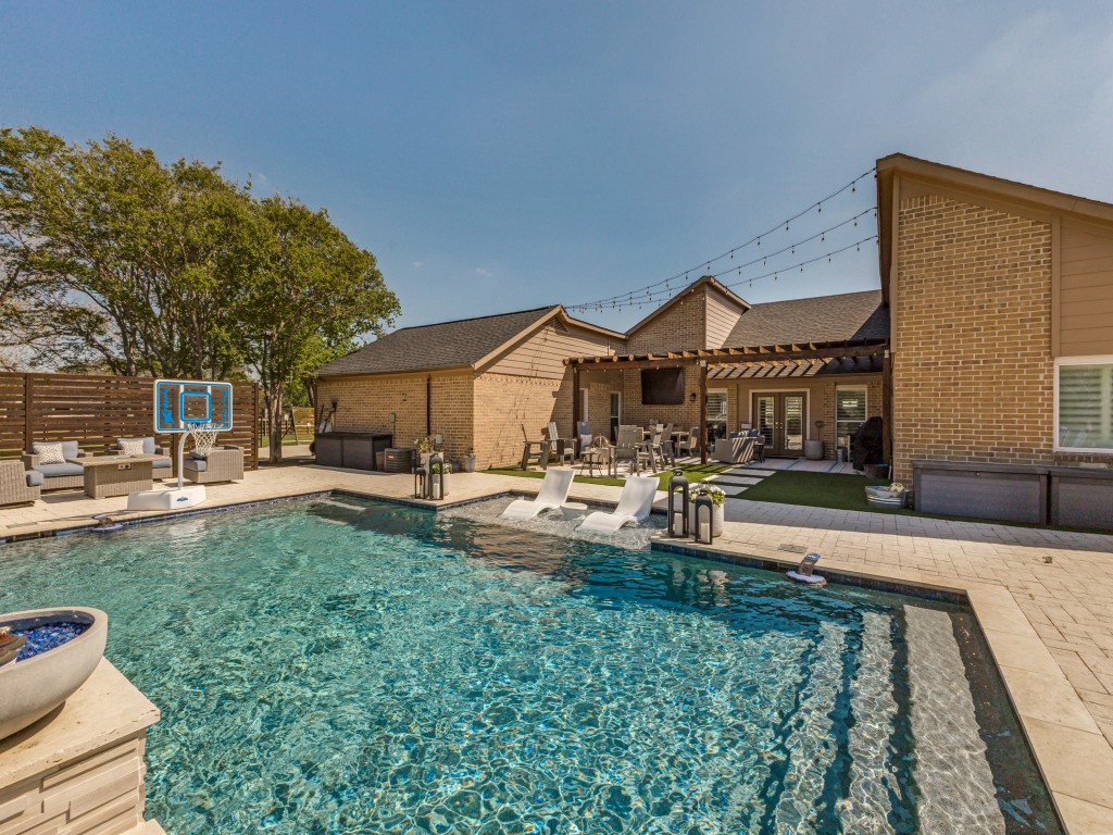 6707 Poco Drive