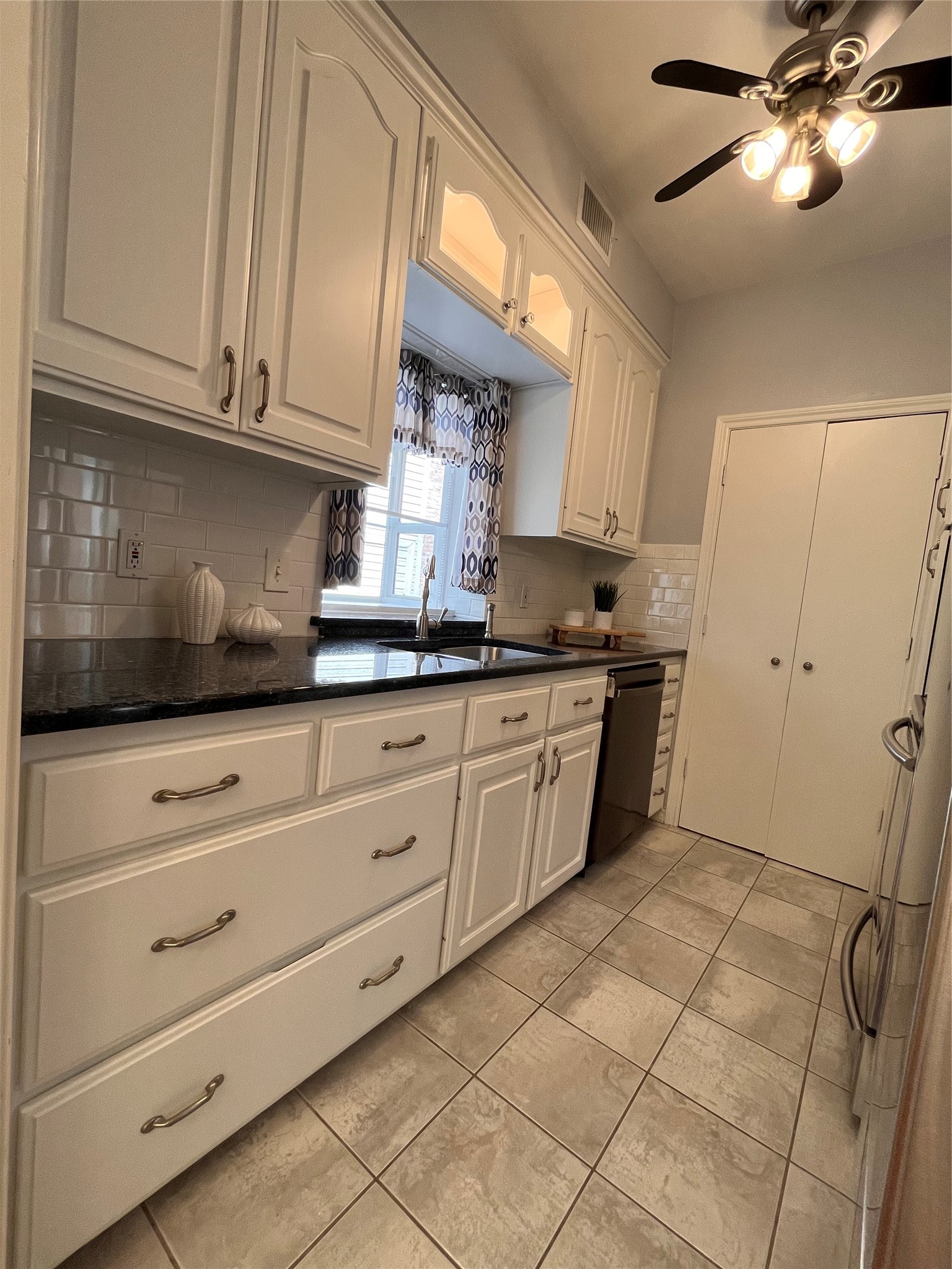 6315 Campbell Road 207