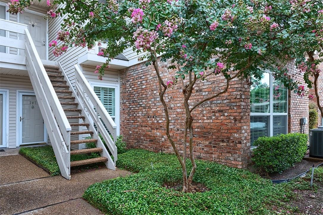 6315 Campbell Road 207