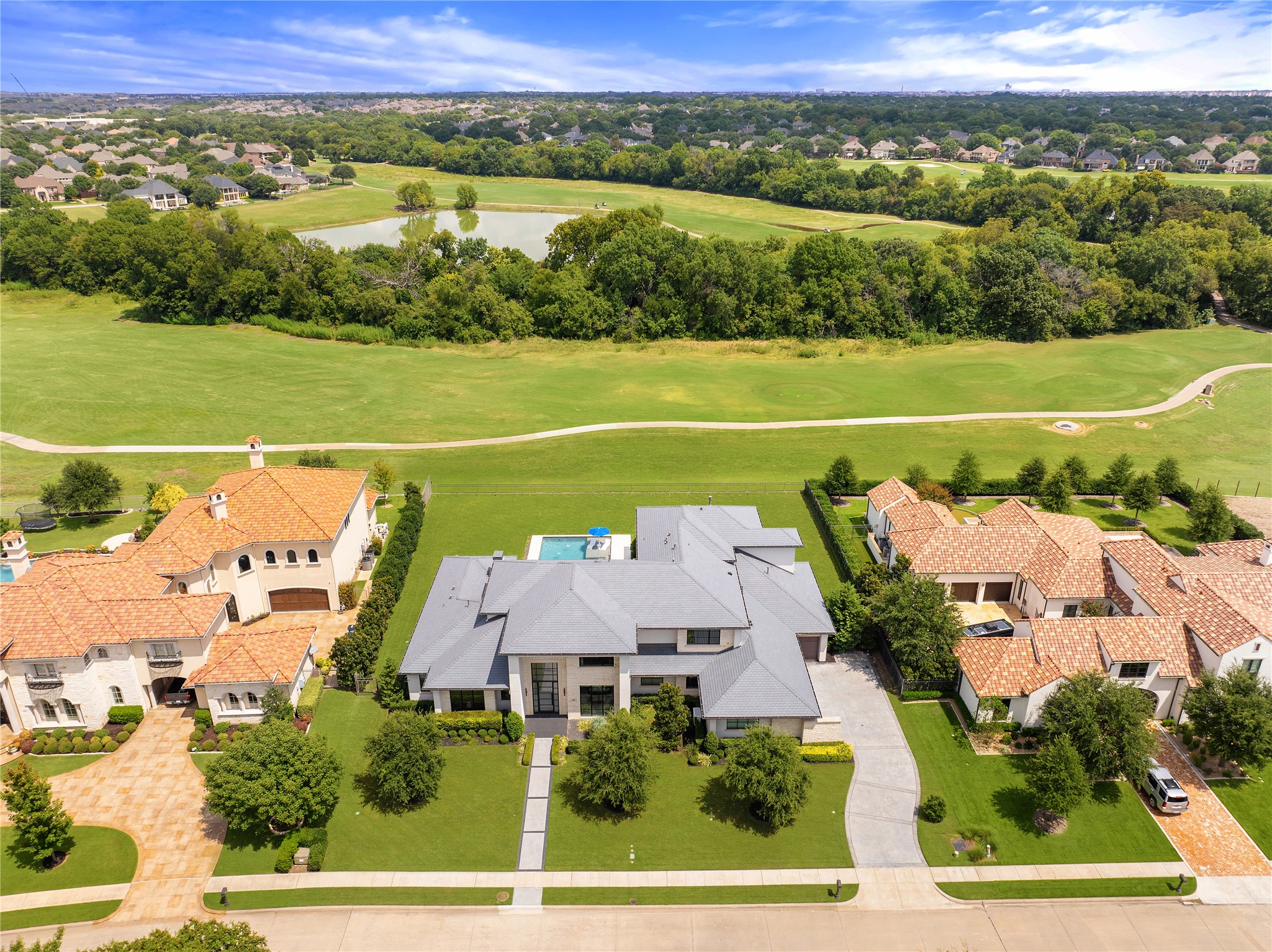 406 Lakeway Drive