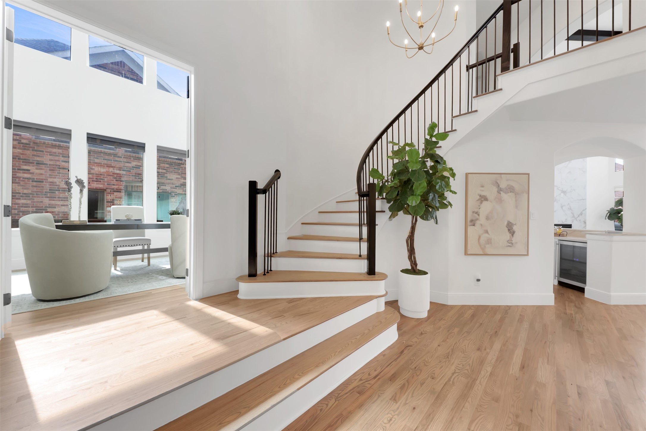 2117 Hidalgo Lane