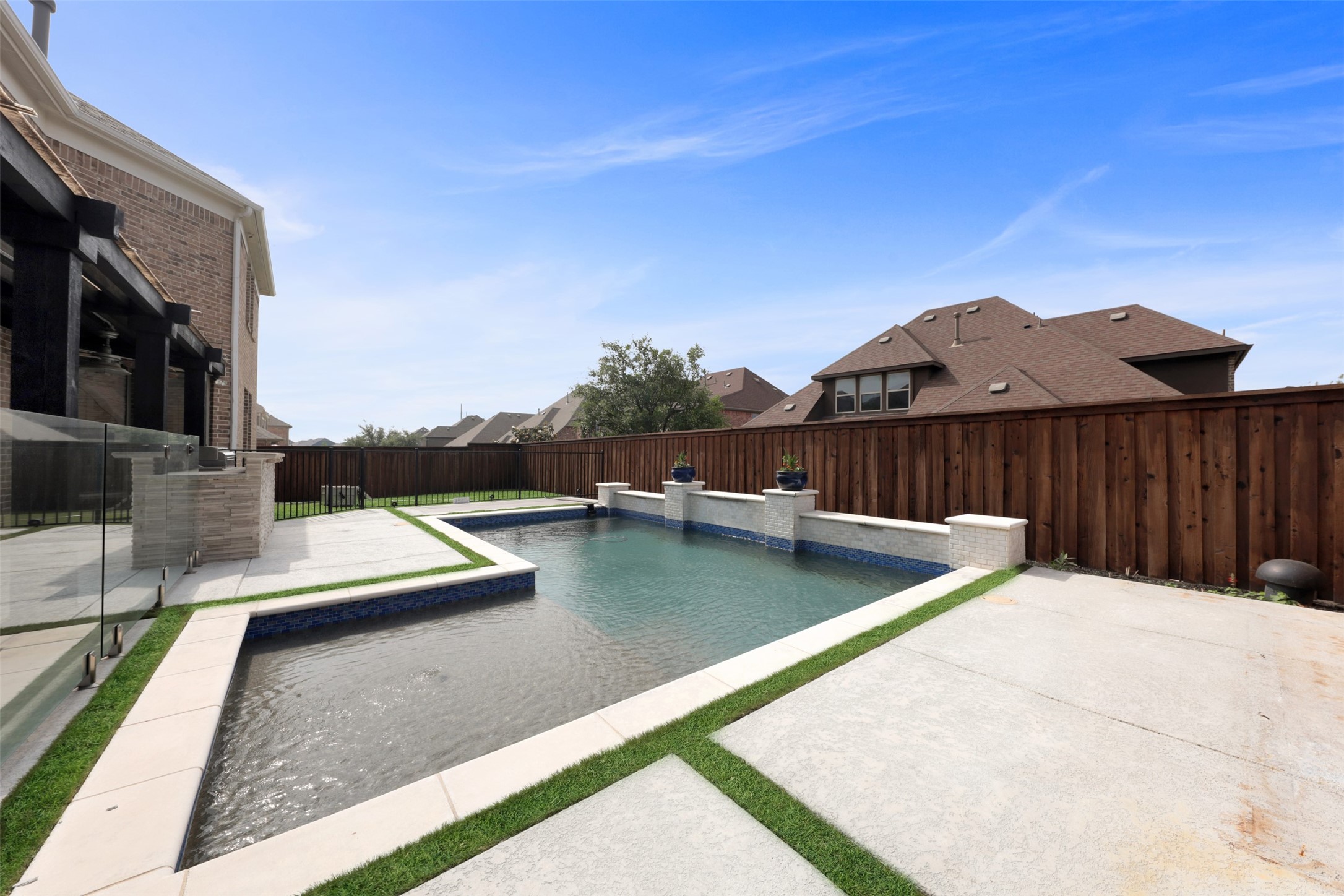 2117 Hidalgo Lane