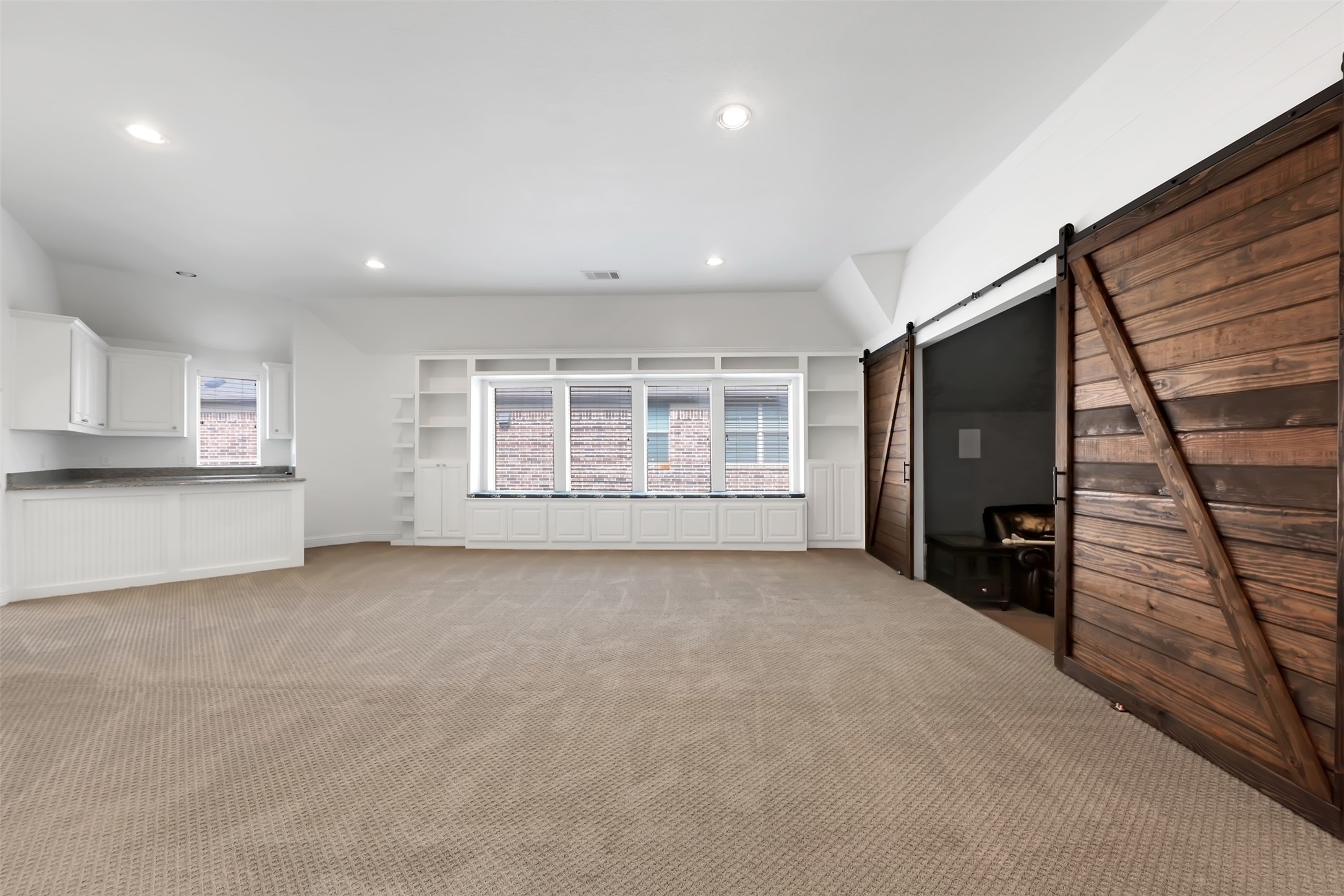 2117 Hidalgo Lane