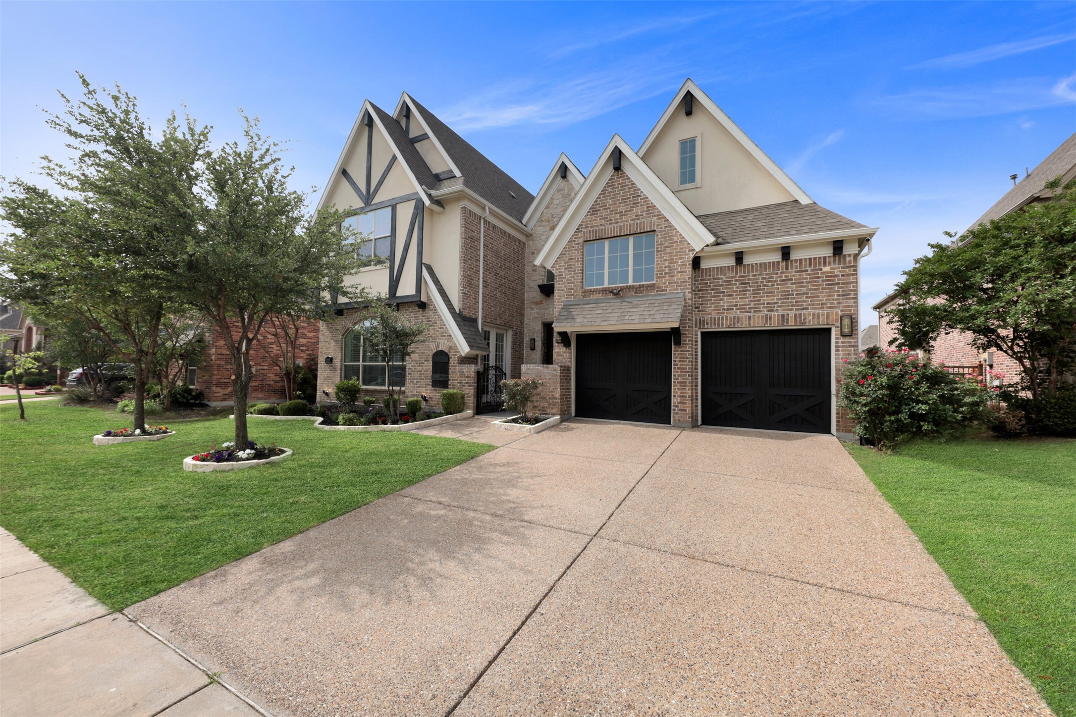 2117 Hidalgo Lane