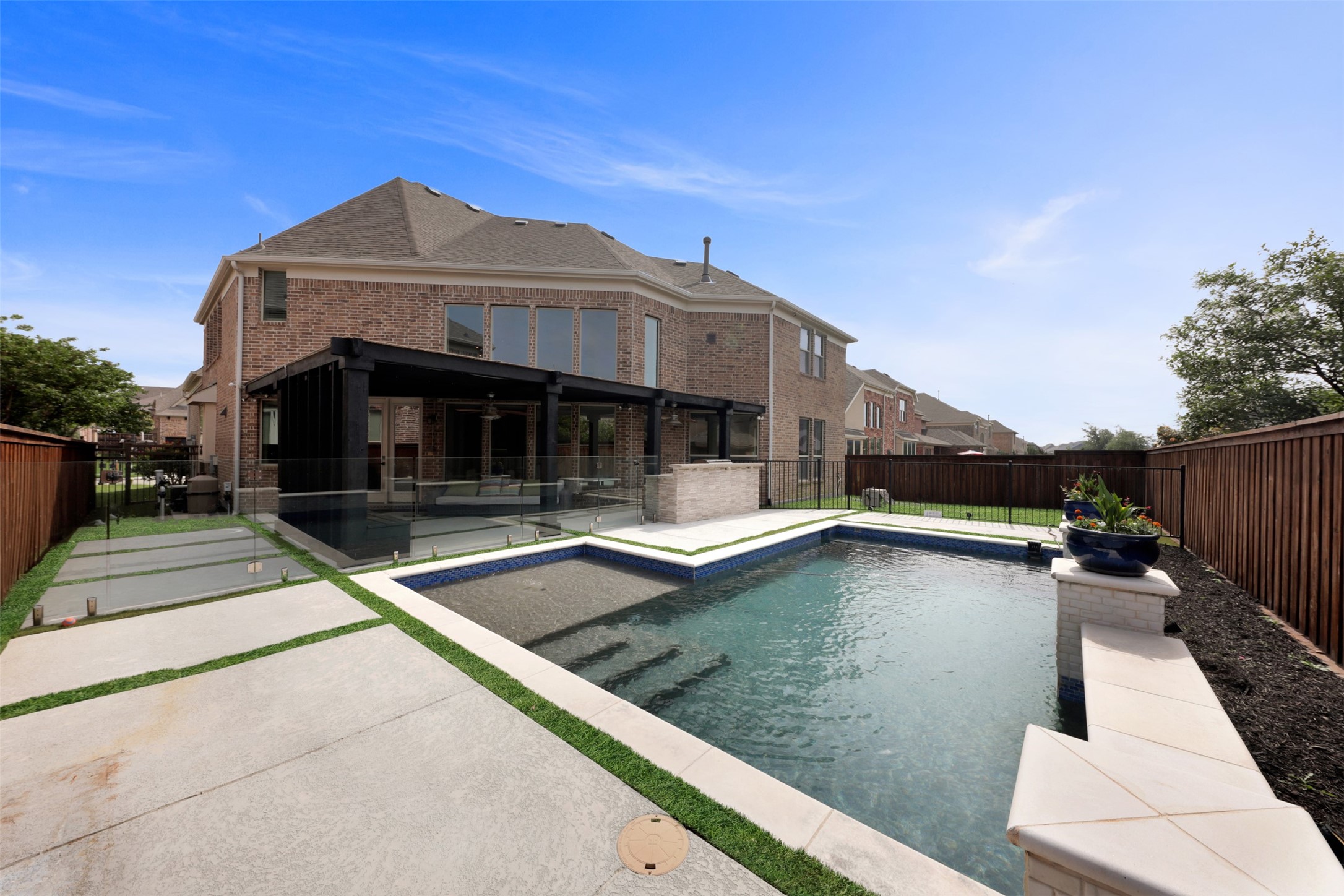 2117 Hidalgo Lane