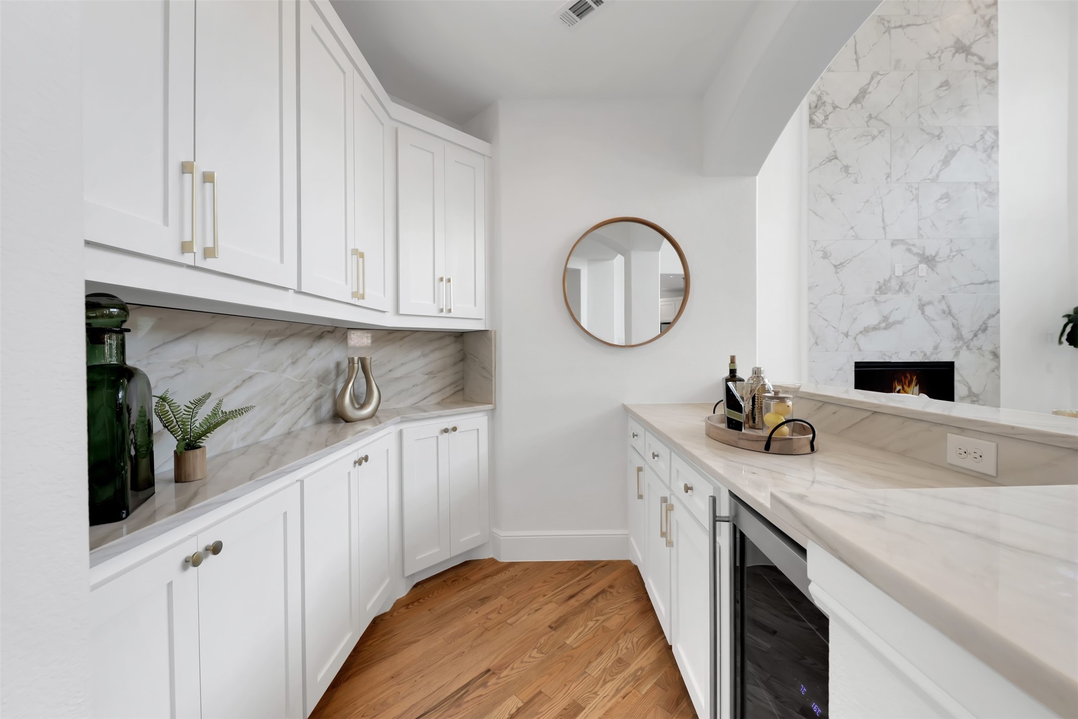 2117 Hidalgo Lane