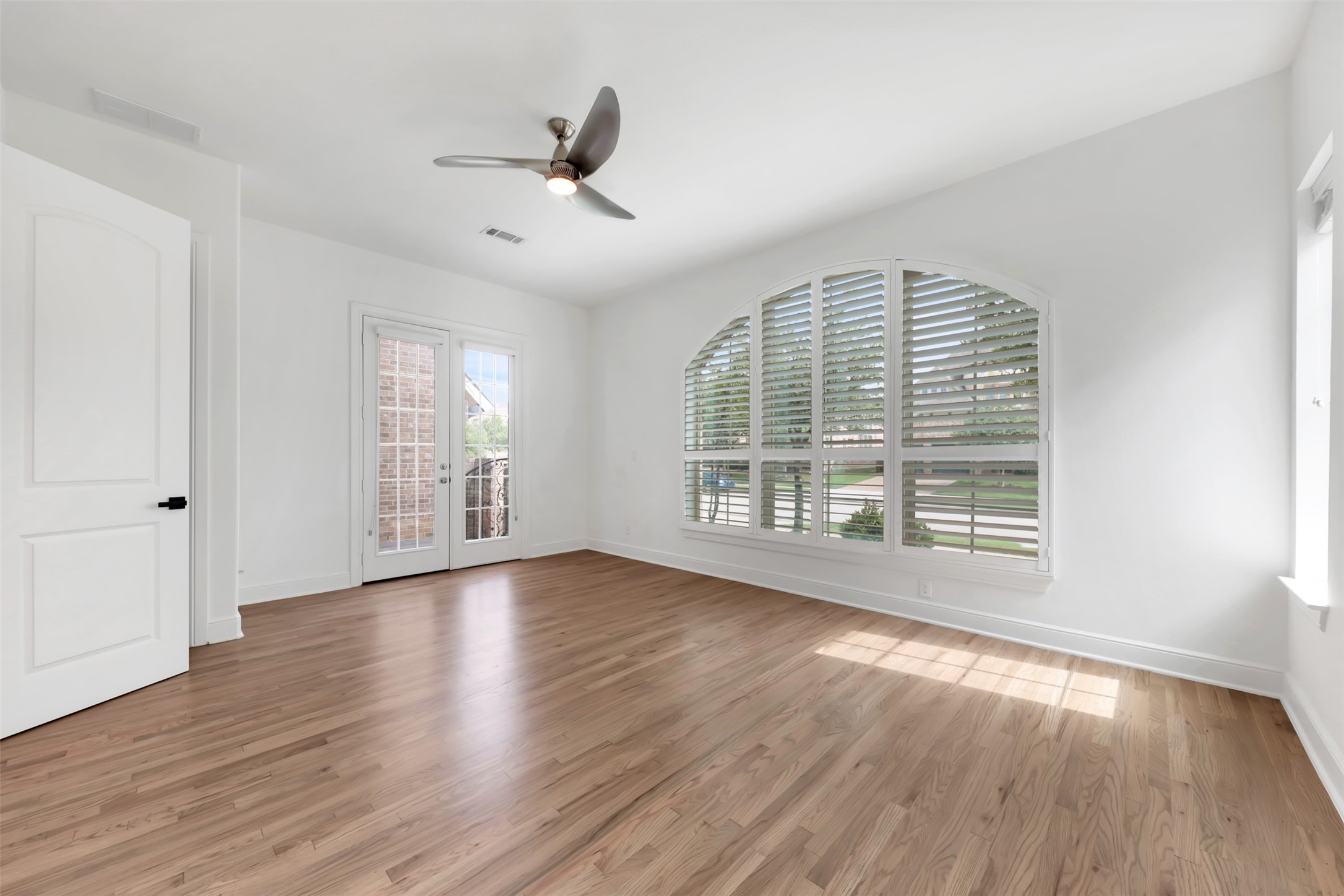 2117 Hidalgo Lane
