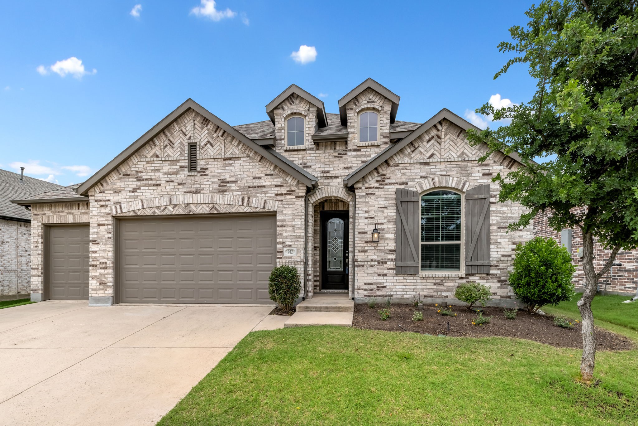 902 Pelican Drive