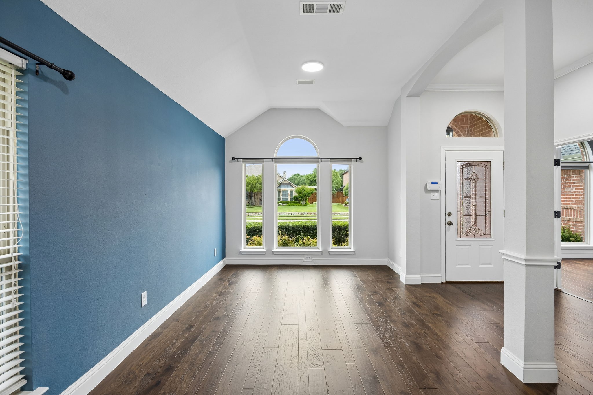 5010 Plantation Lane
