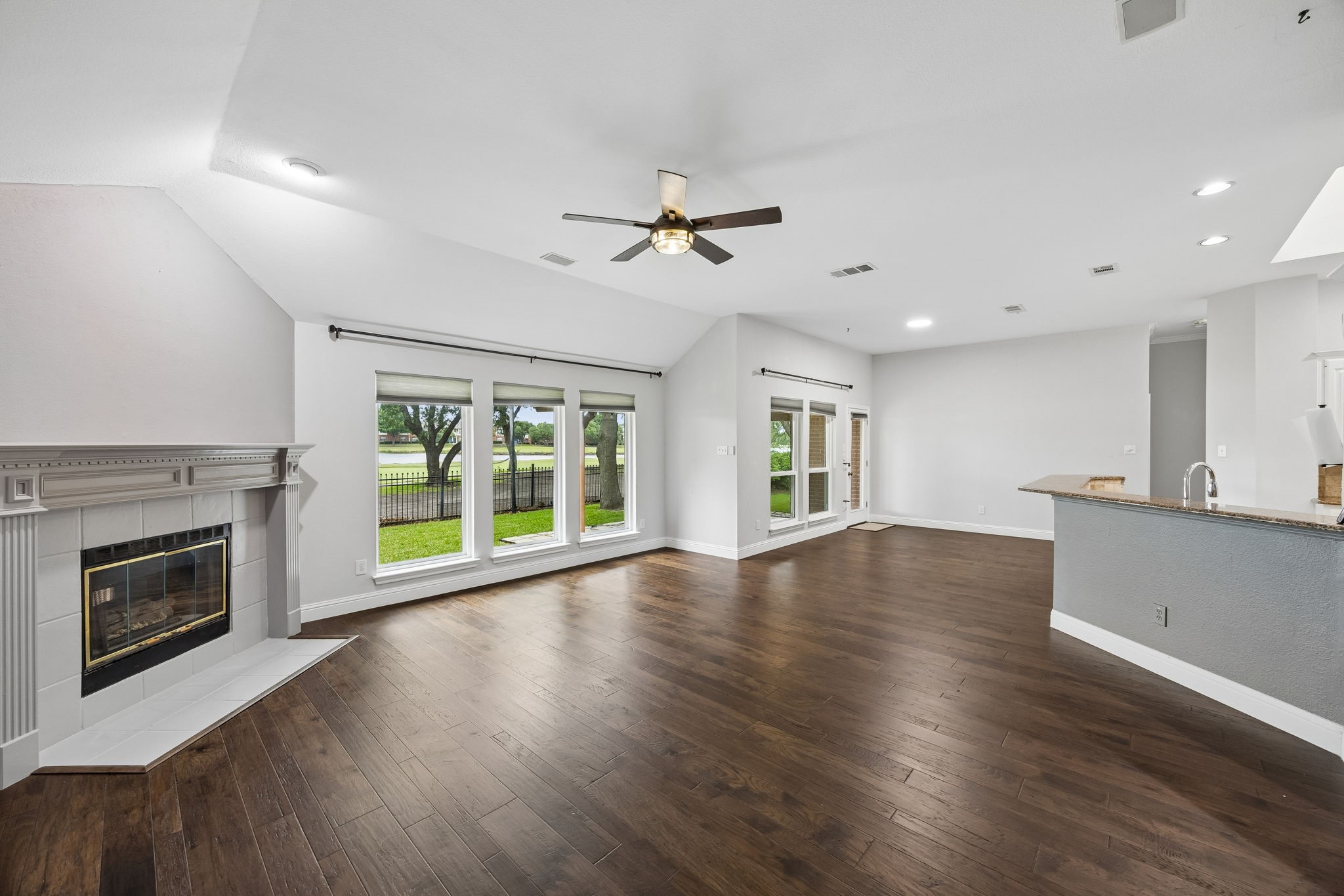 5010 Plantation Lane