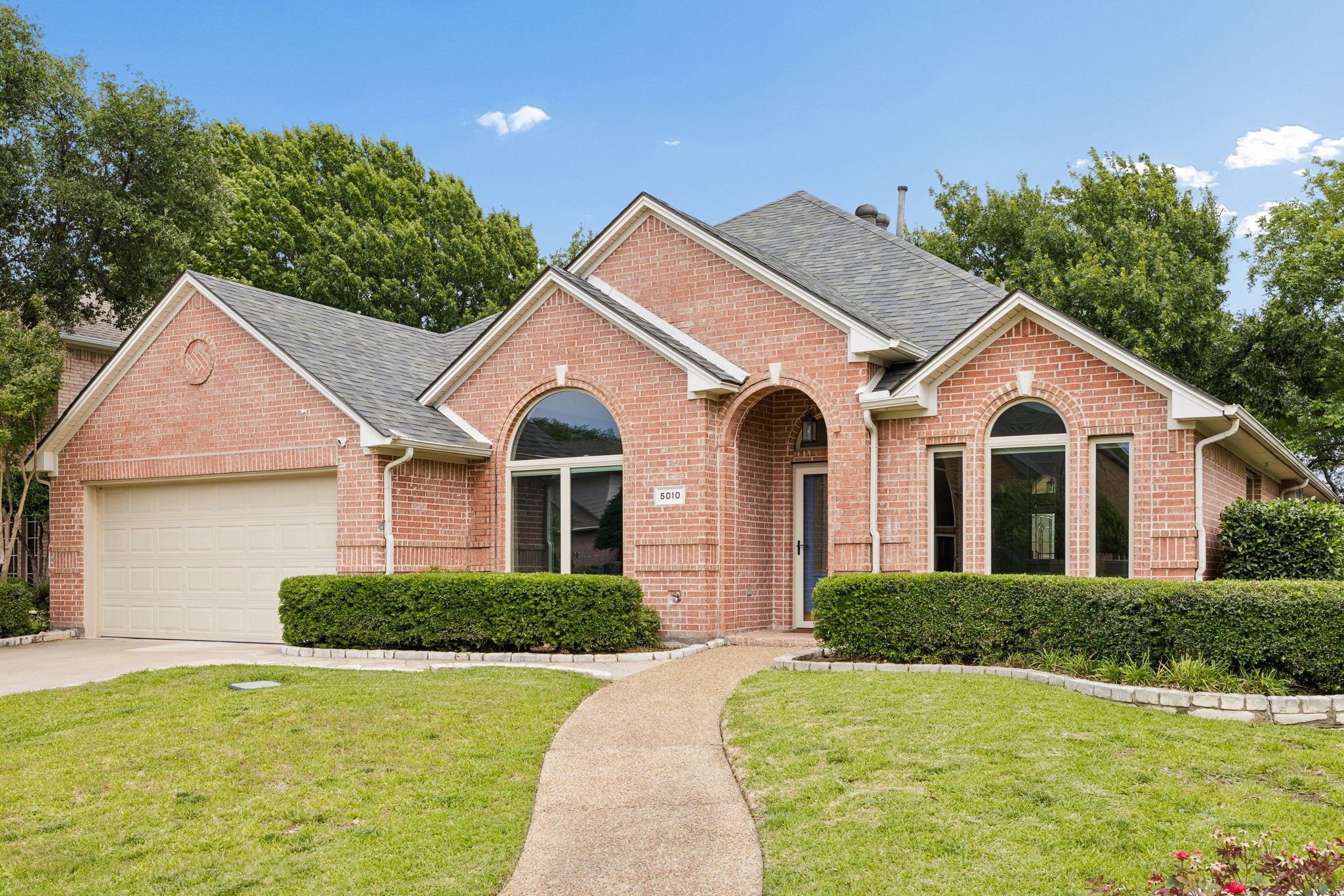 5010 Plantation Lane
