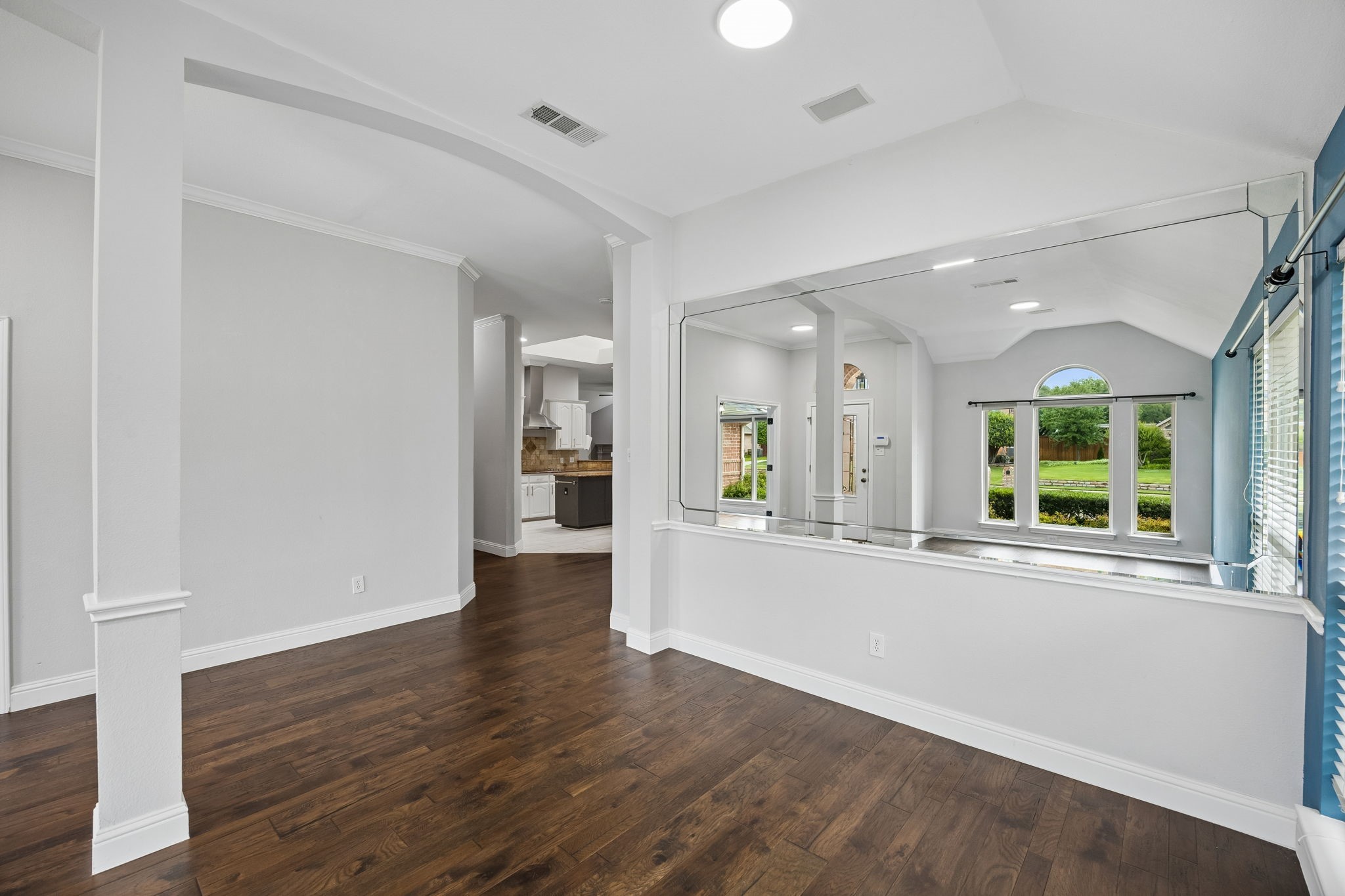 5010 Plantation Lane