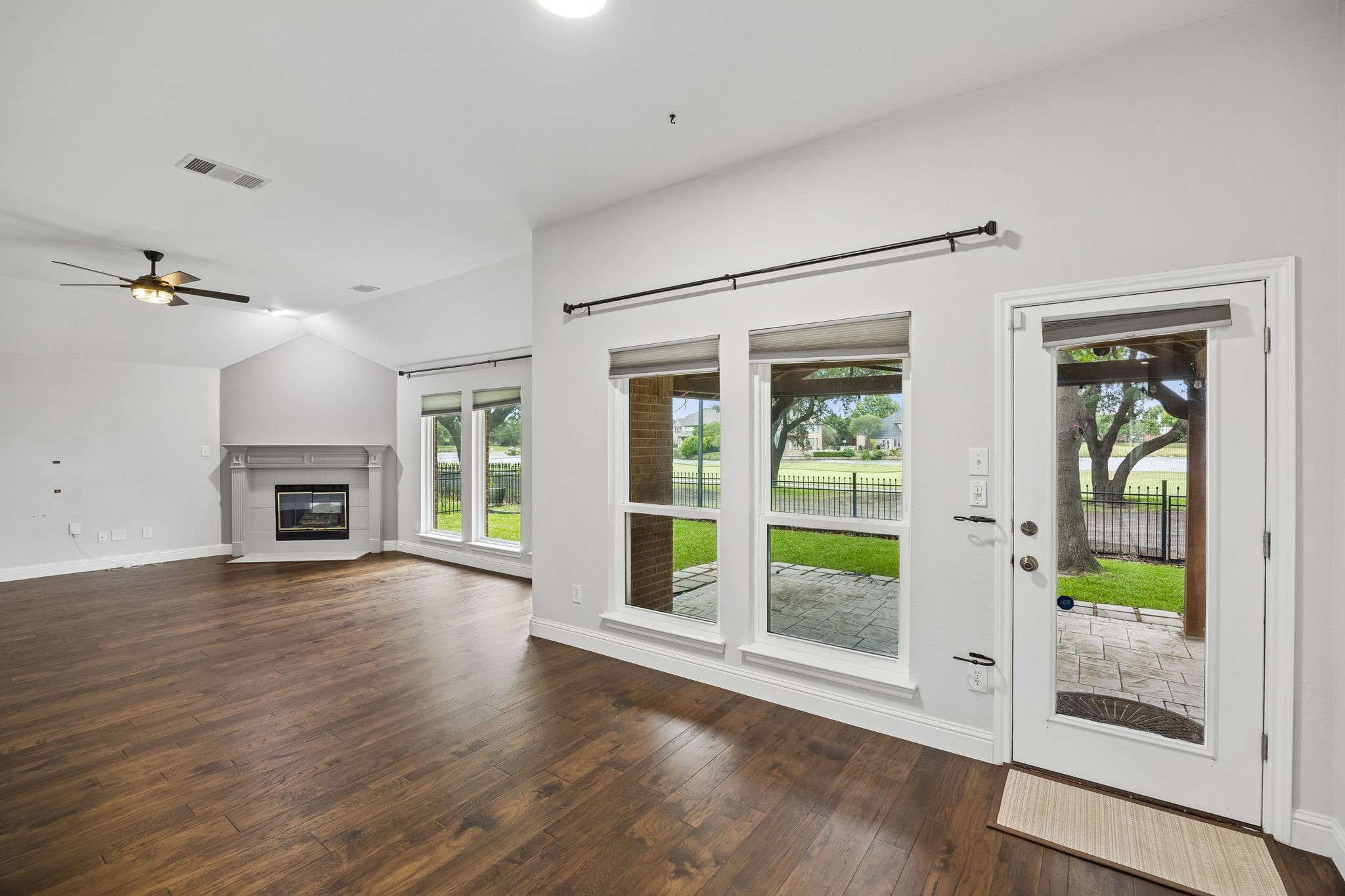5010 Plantation Lane