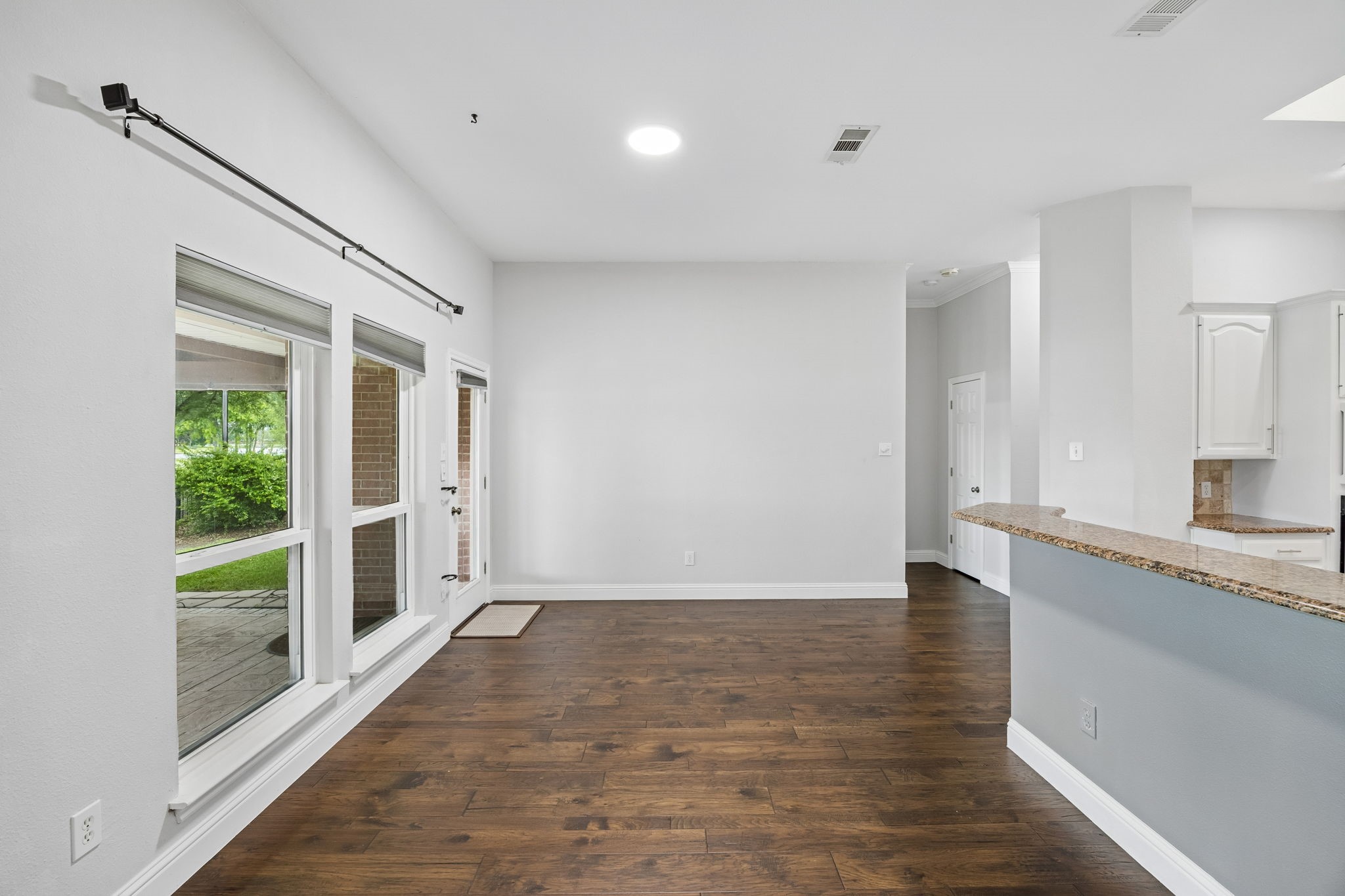 5010 Plantation Lane
