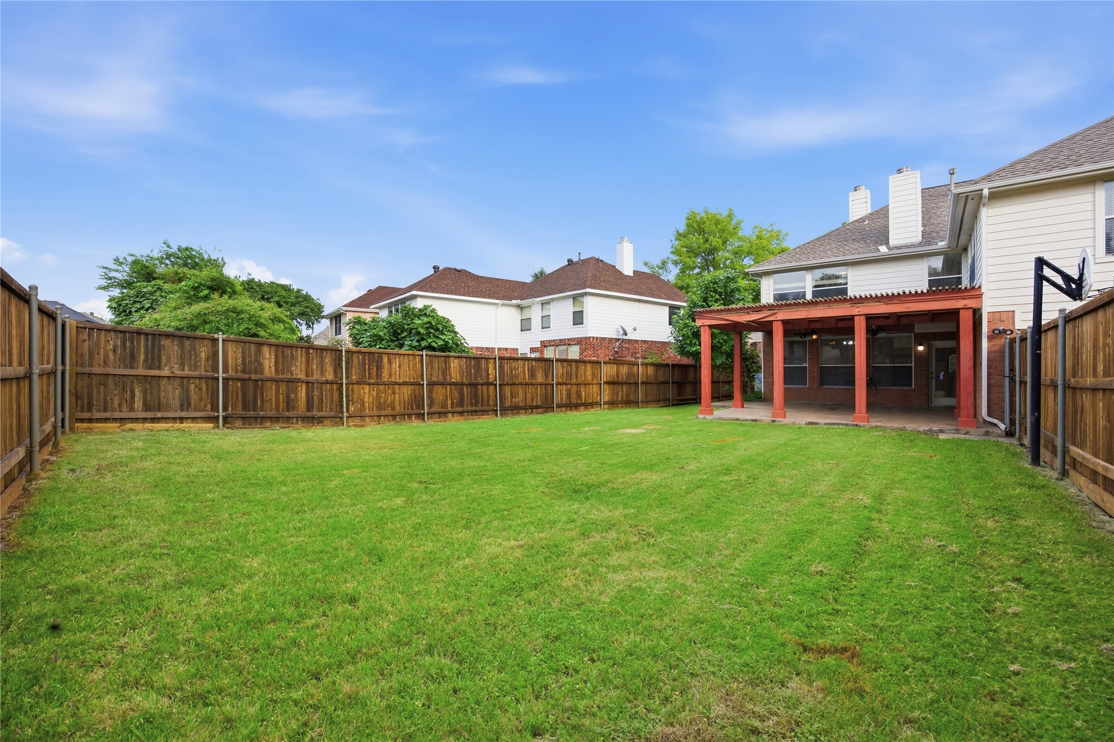 2453 Ravenhurst Drive