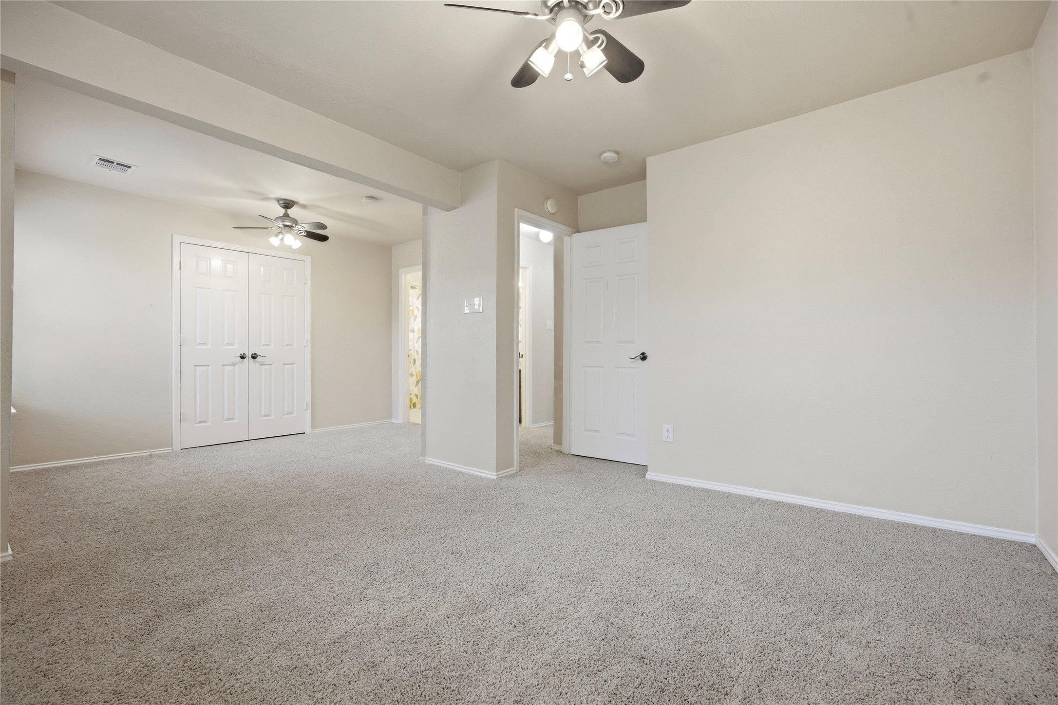 2453 Ravenhurst Drive