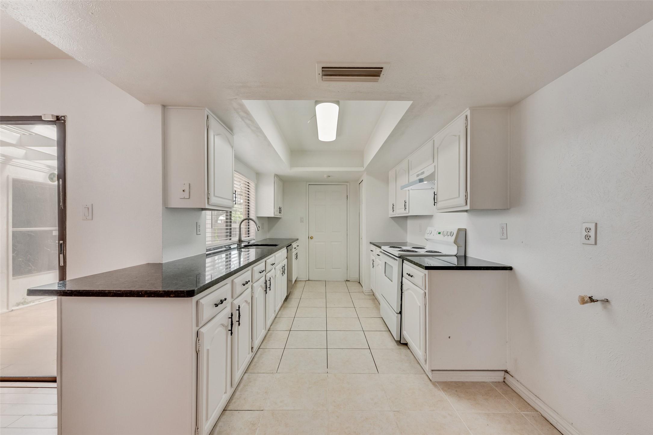 3316 John Muir Court
