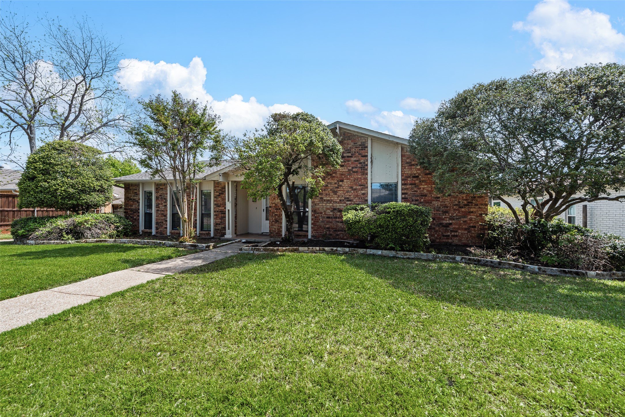 3316 John Muir Court
