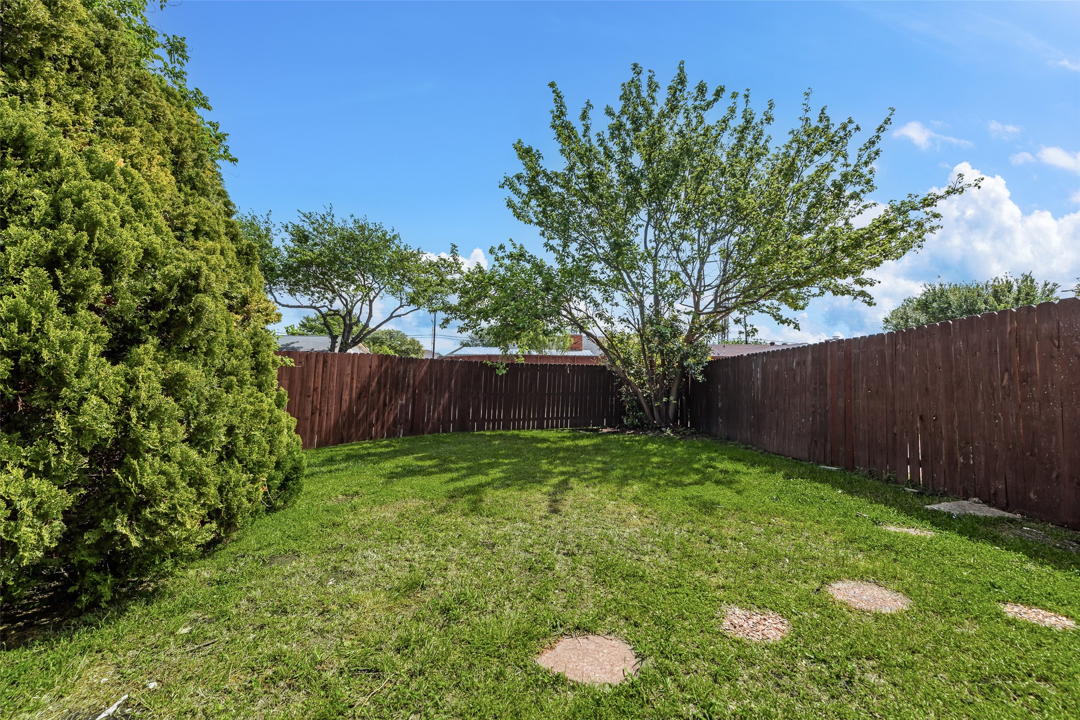 3316 John Muir Court