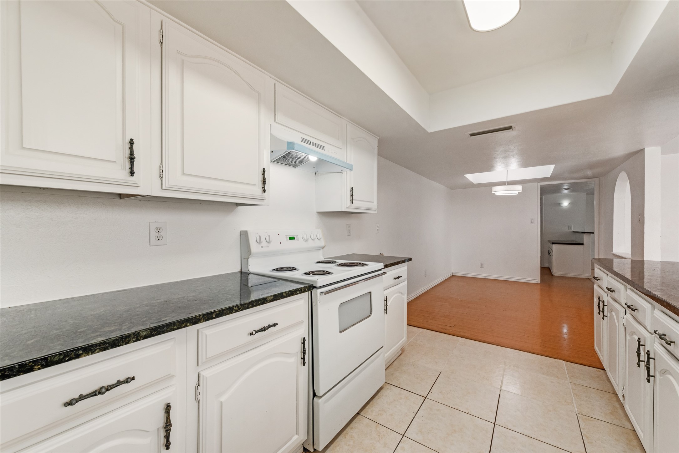 3316 John Muir Court