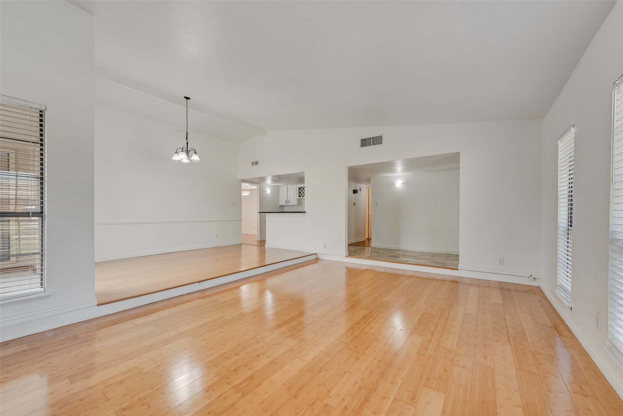 3316 John Muir Court