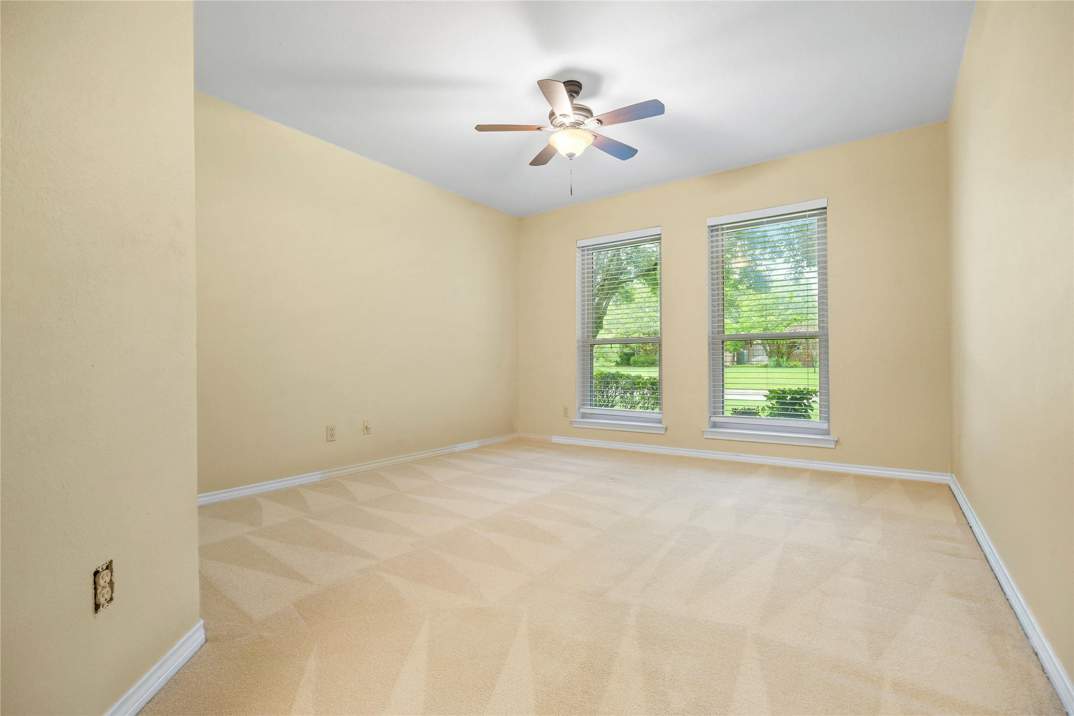 2216 Chadbourne Drive