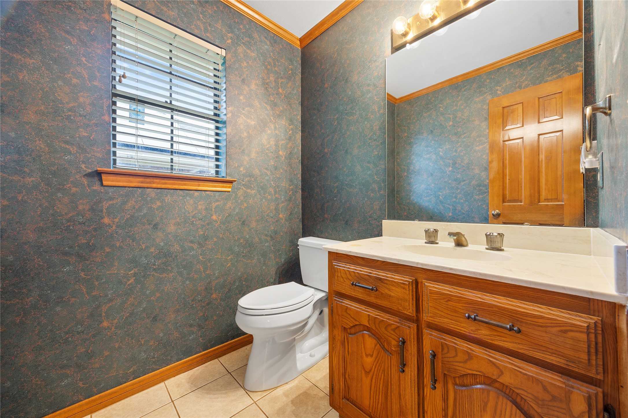 2216 Chadbourne Drive