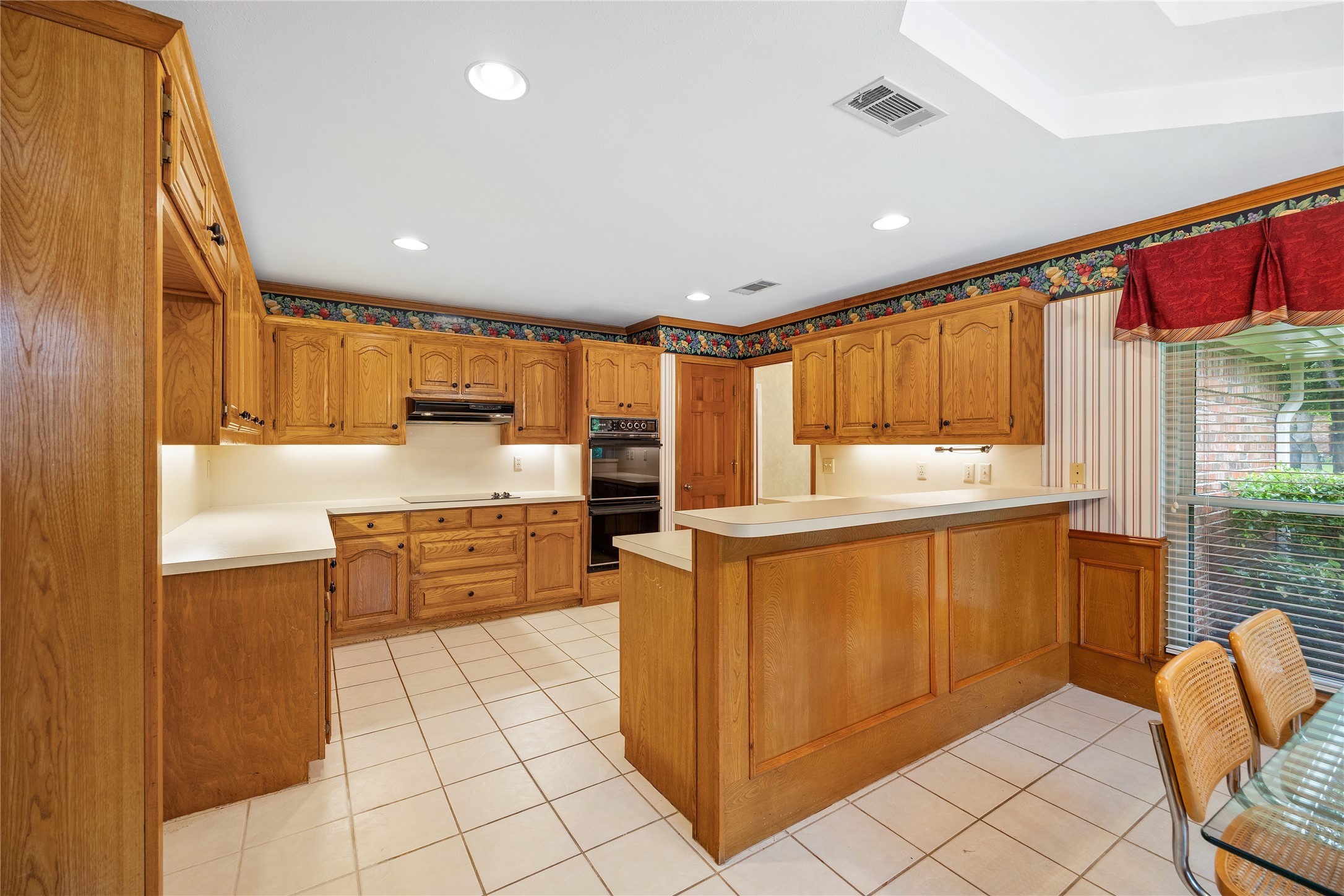 2216 Chadbourne Drive